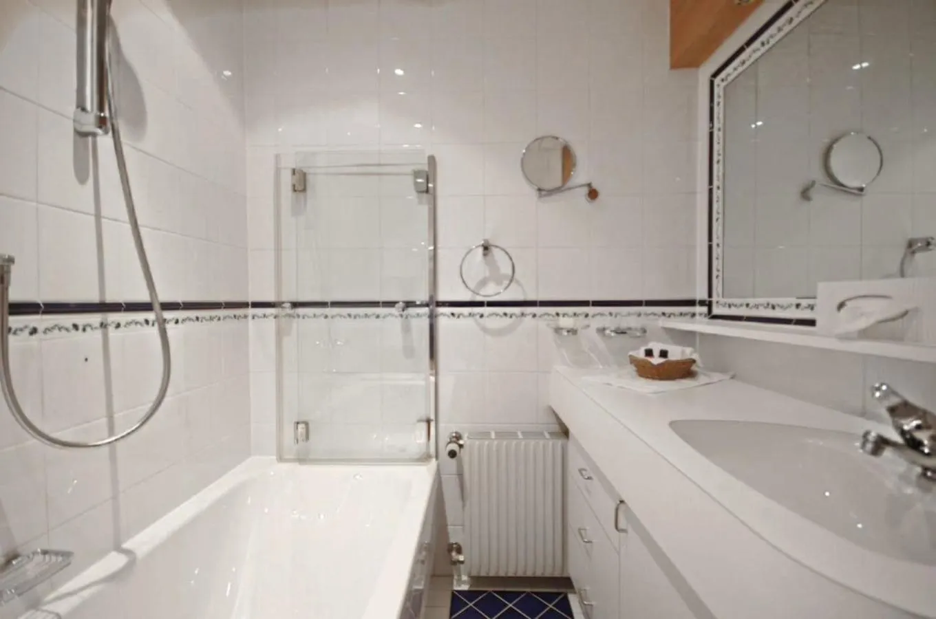 Bathroom in die AlpenRose