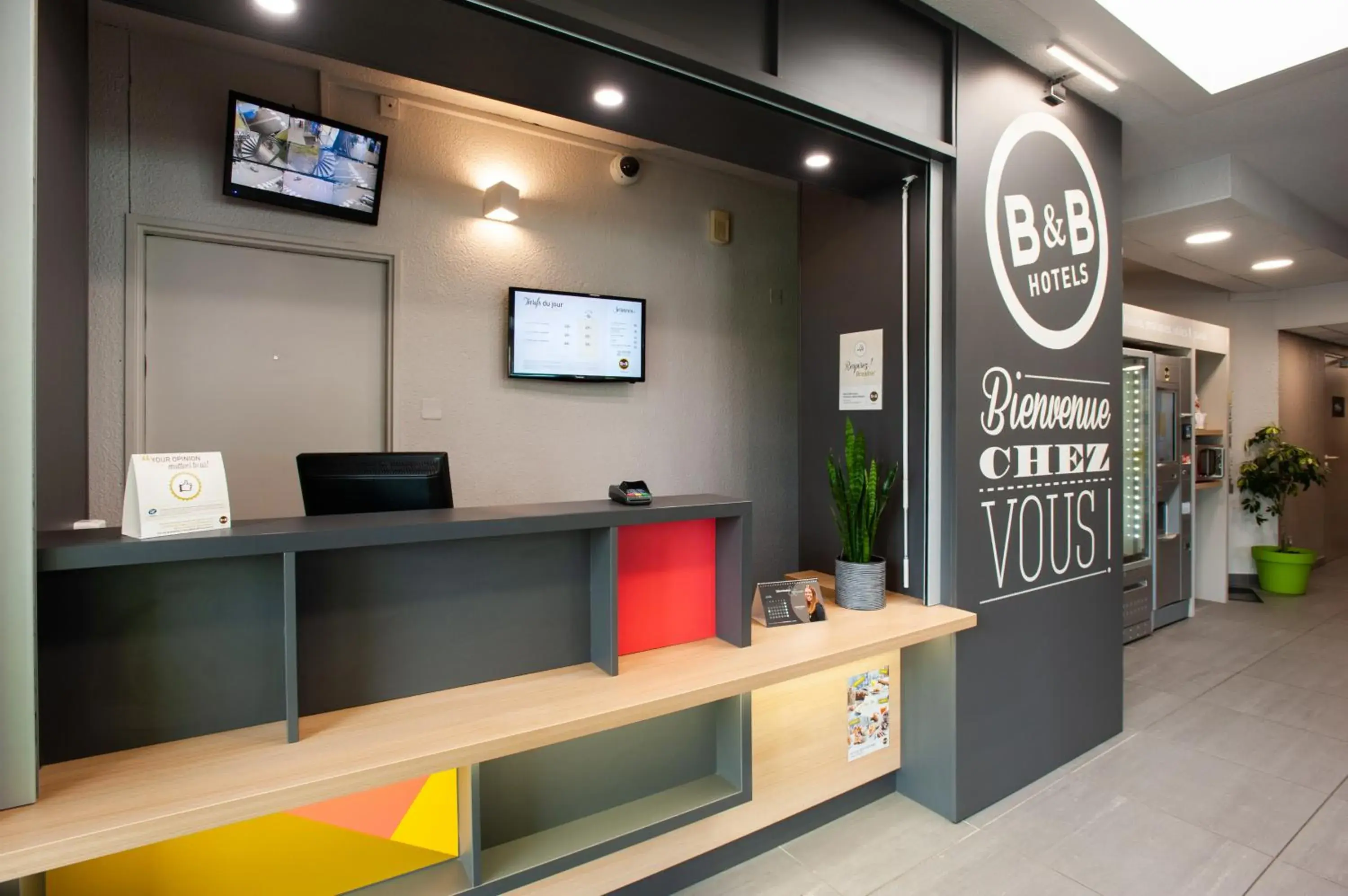 Lobby or reception in B&B HOTEL Brive-la-Gaillarde Lobby or reception in B&B HOTEL Brive-la-Gaillarde