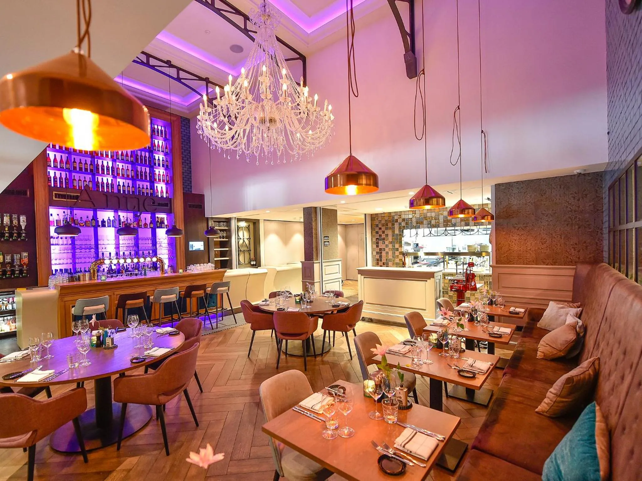 Restaurant/places to eat in Brasserie-Hotel Antje van de Statie