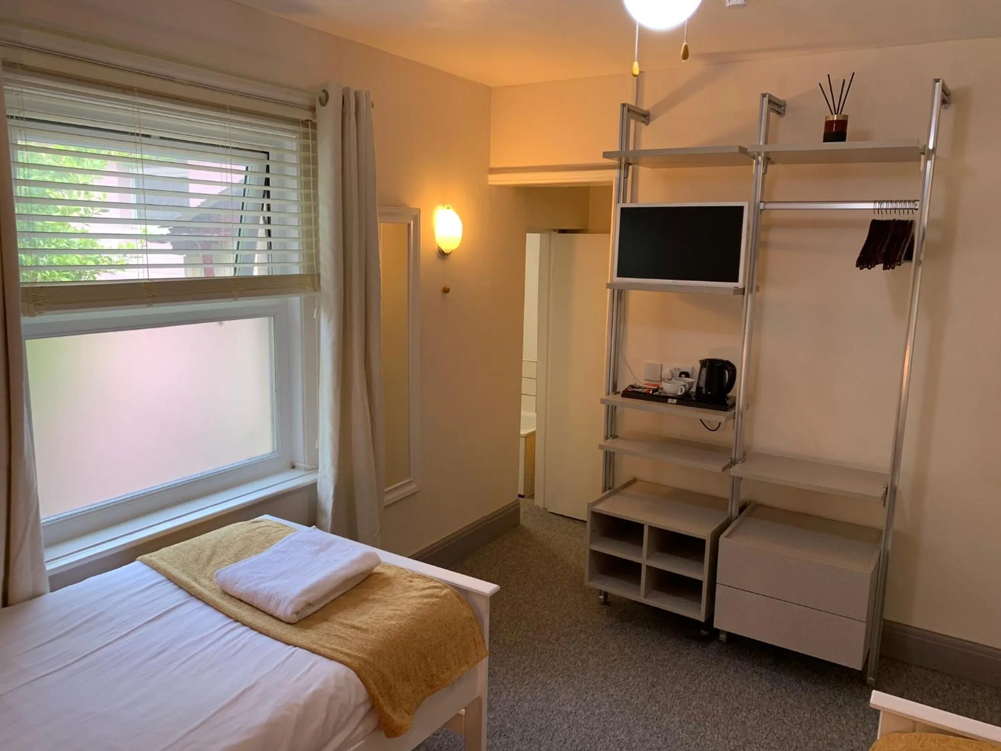 Bed in Waterfront Inn