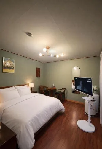 Gangneung Wheel Hotel