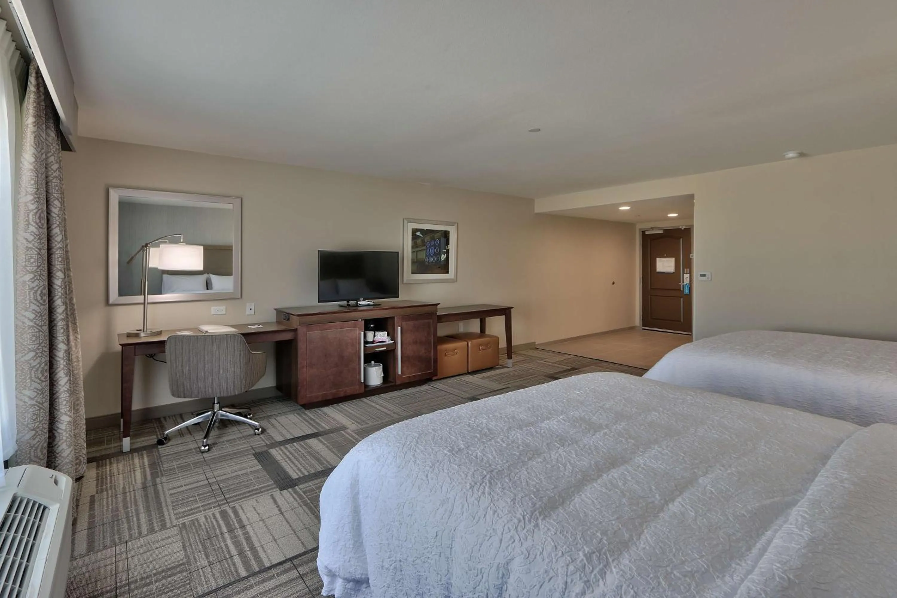 Bed in Hampton Inn & Suites Artesia