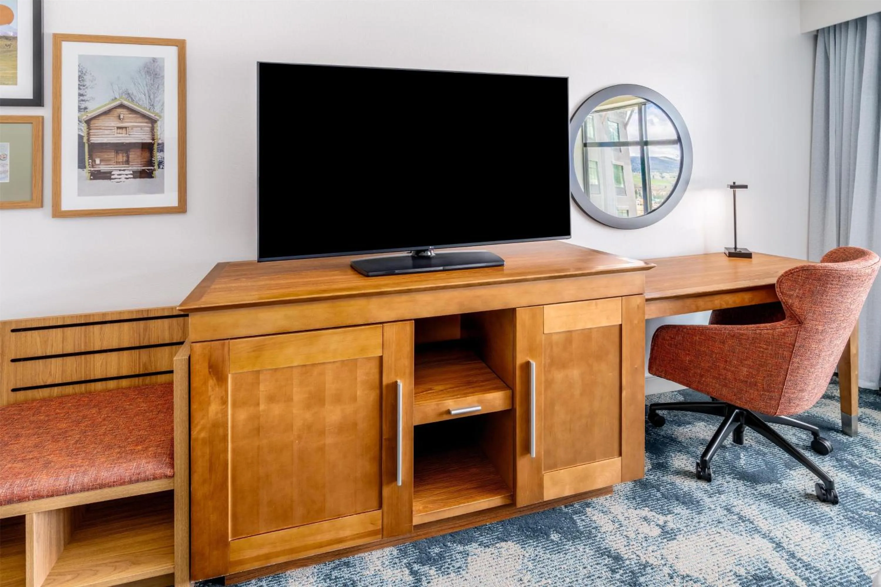 Bedroom in Hampton Inn & Suites Silverthorne