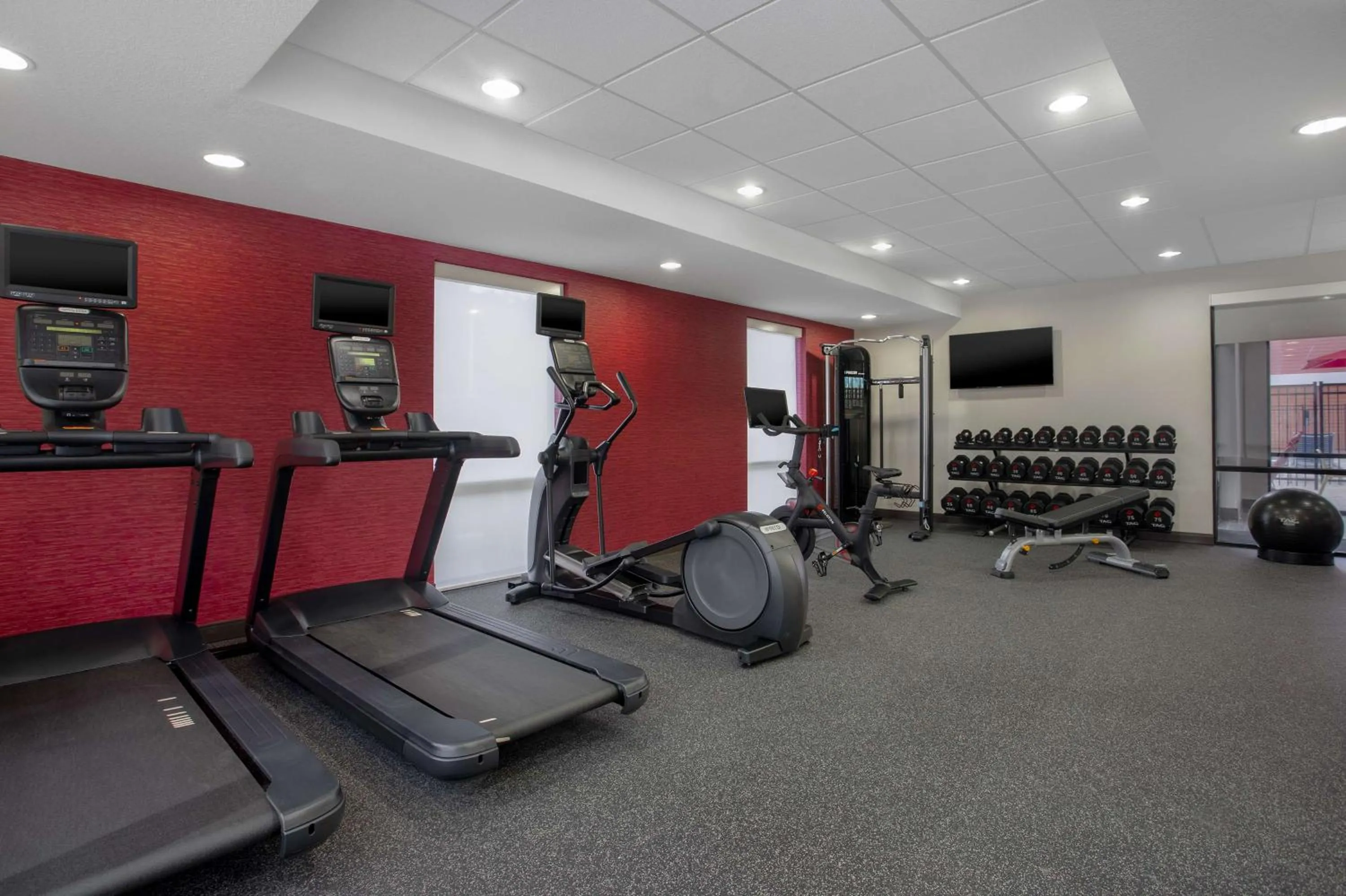 Fitness centre/facilities in Home2 Suites By Hilton Gainesville