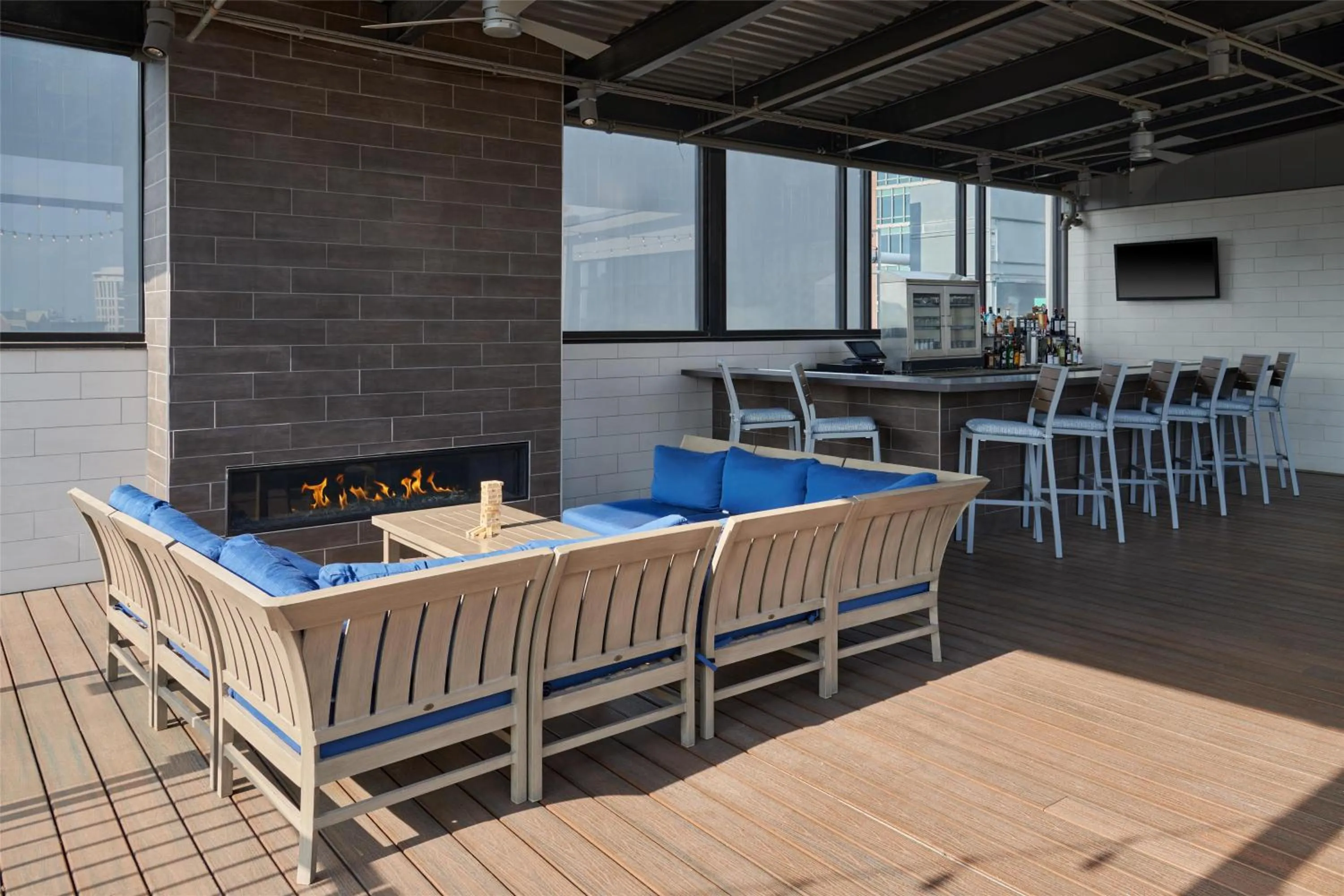 Lounge or bar in Homewood Suites by Hilton Grand Rapids Downtown