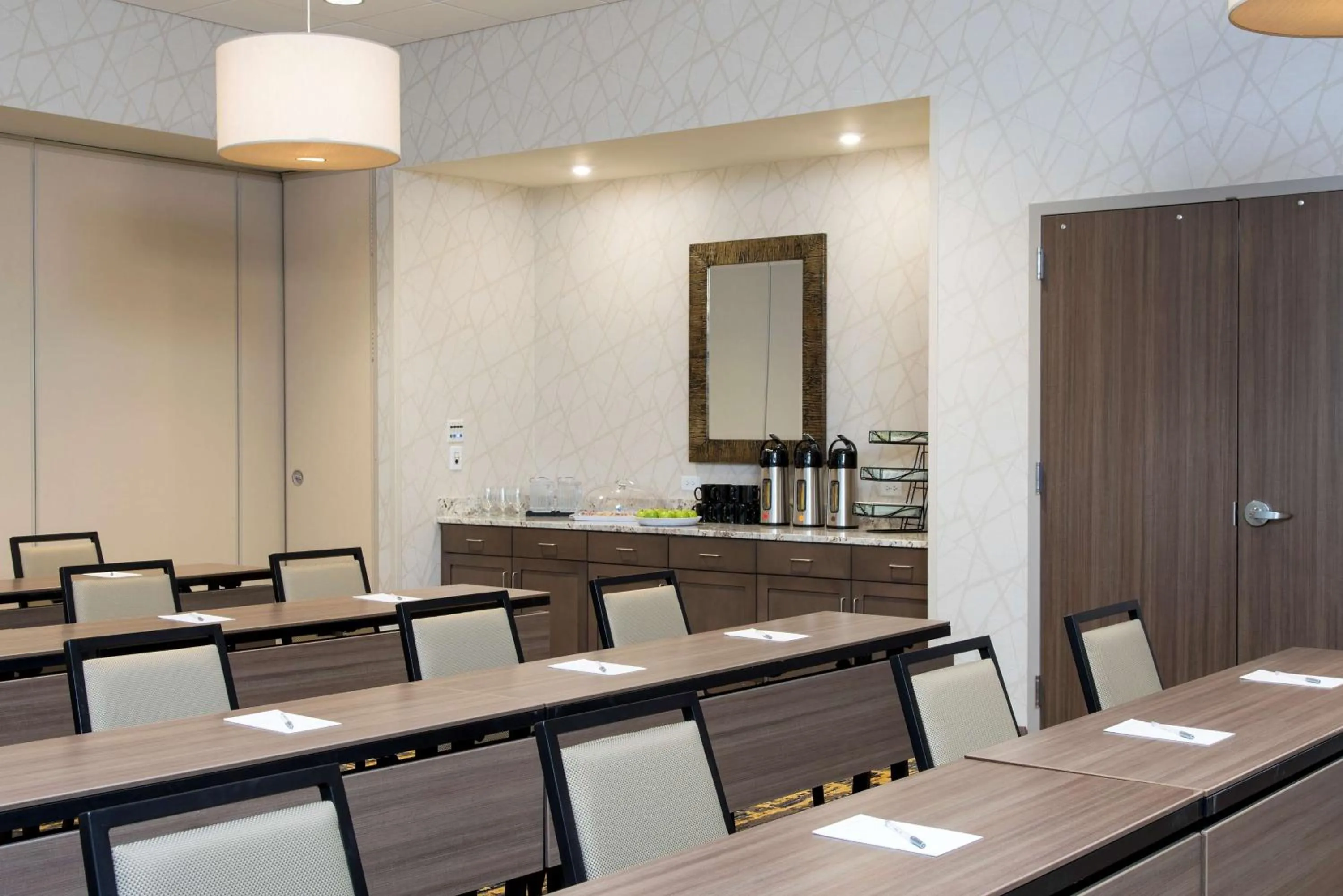 Meeting/conference room in Hampton Inn & Suites Grand Rapids Downtown