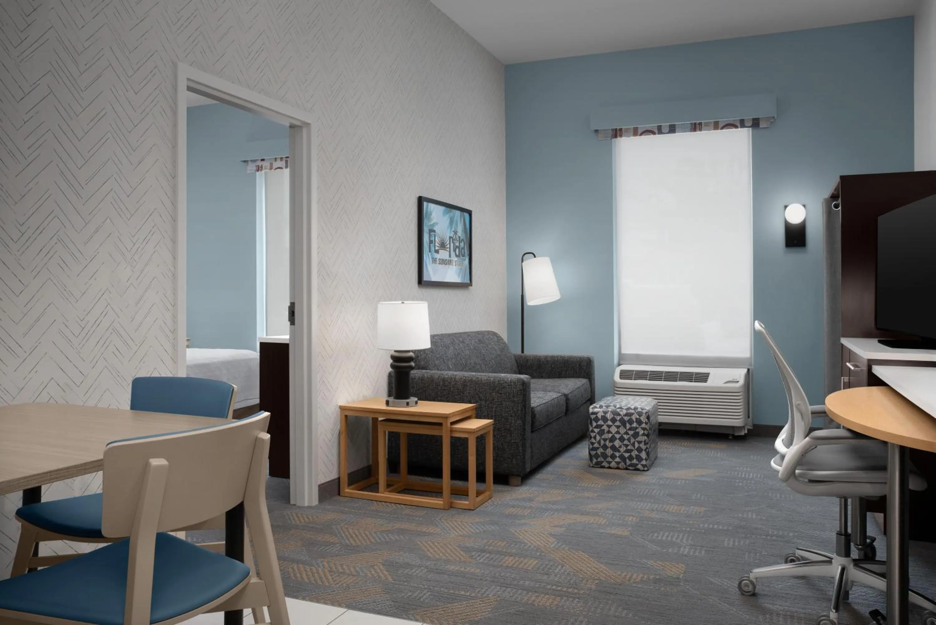 Living room in Home2 Suites by Hilton Lake City