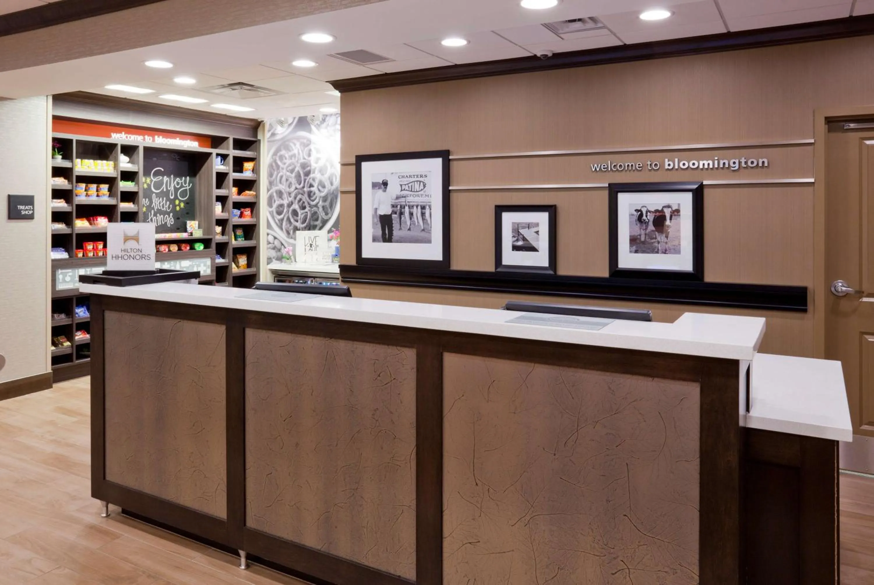 Lobby or reception in Hampton Inn Minneapolis Bloomington West