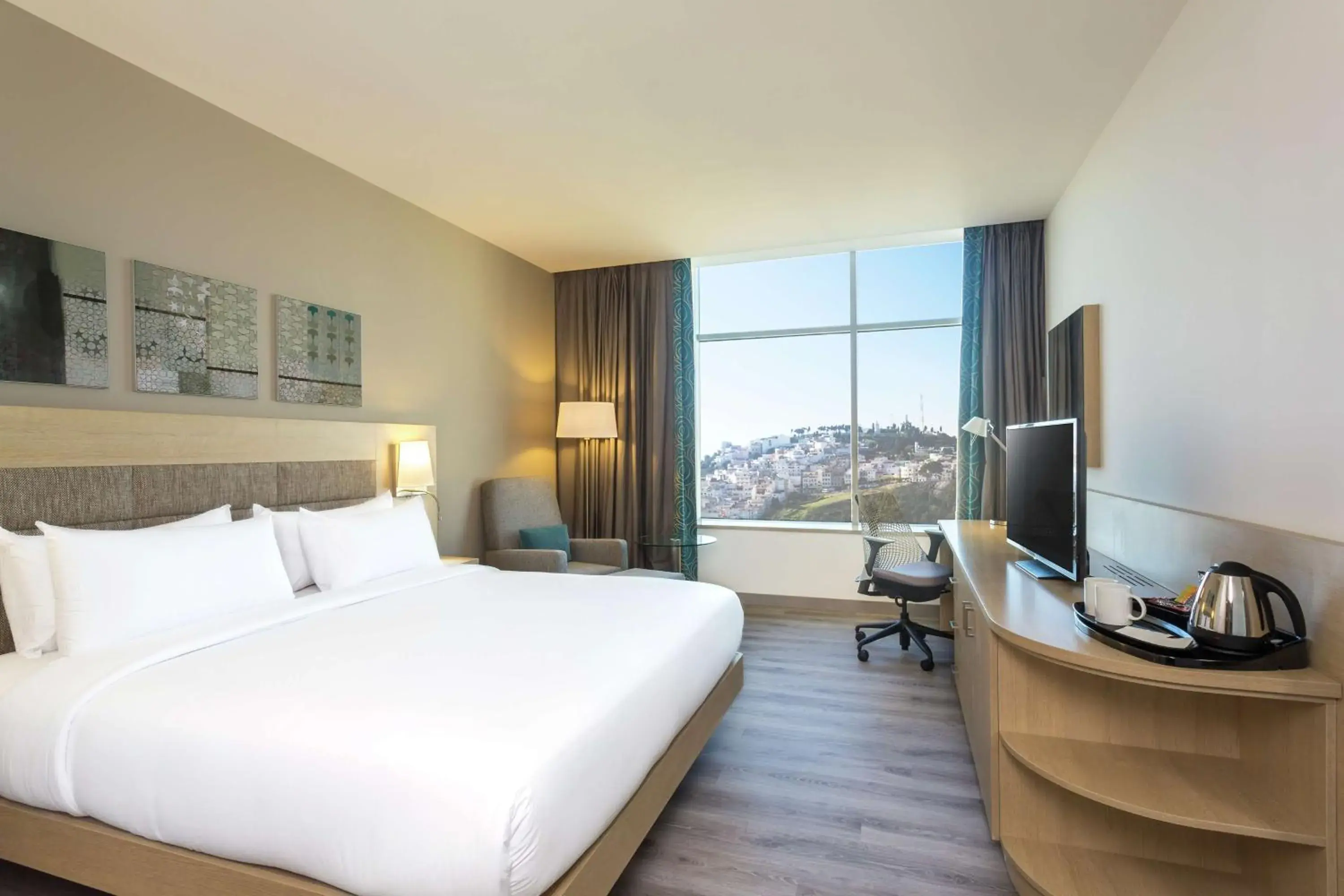 Two-Bedroom Family Room in Hilton Garden Inn Tanger City Center Two-Bedroom Family Room in Hilton Garden Inn Tanger City Center