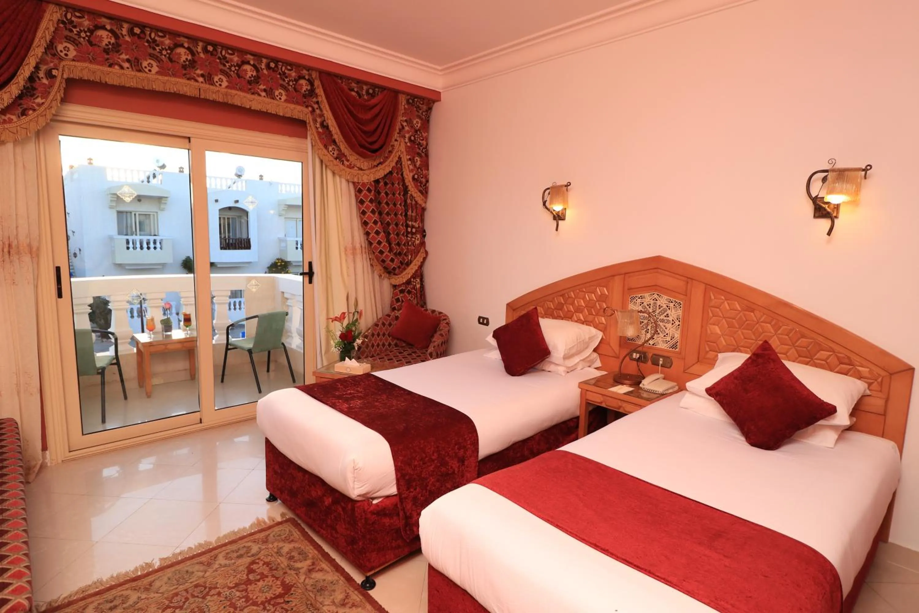 Bed in Oriental Rivoli Hotel & Spa