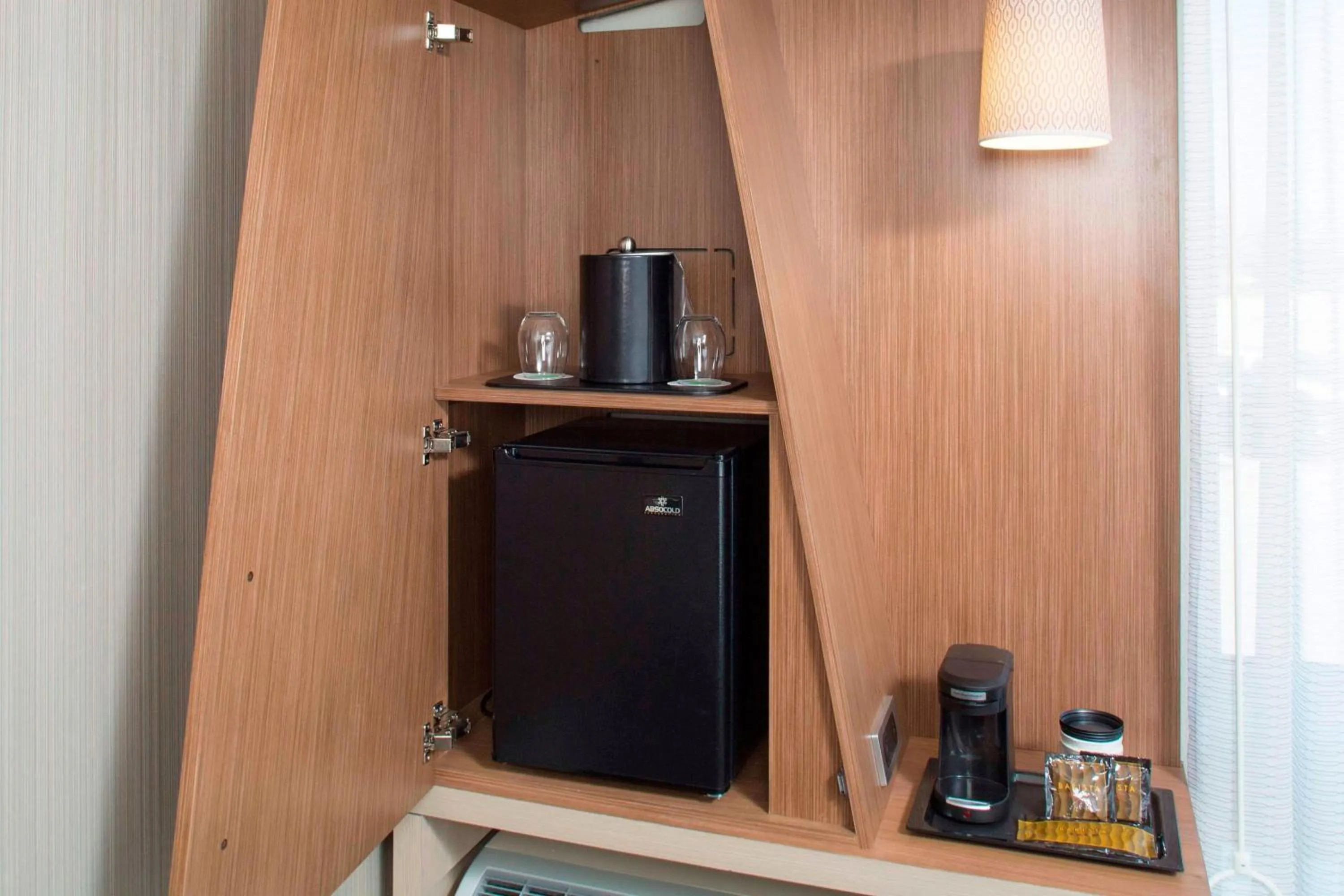 Photo of the whole room in Courtyard by Marriott Dallas Midlothian at Midlothian Conference Center