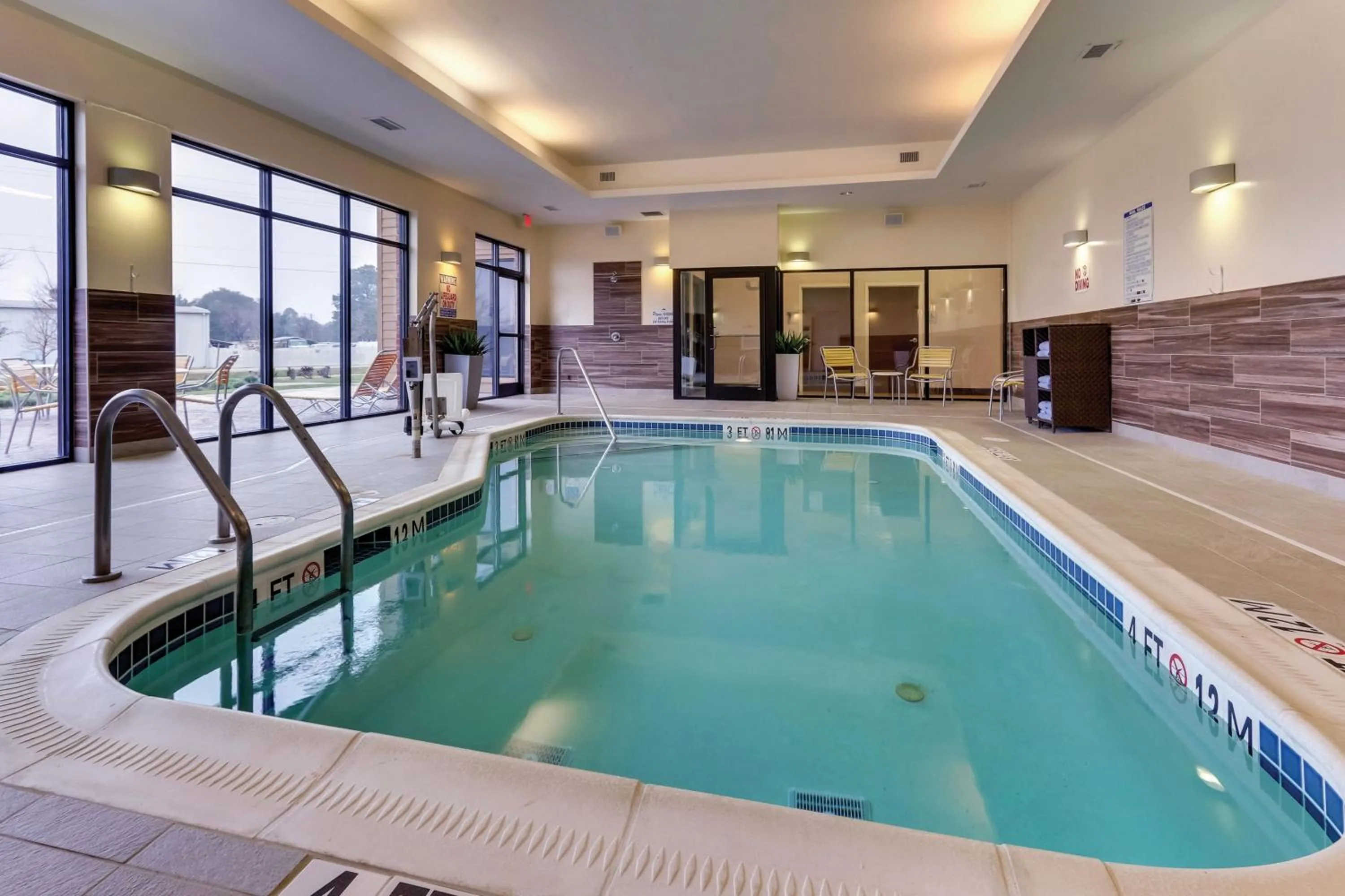 Swimming pool in Fairfield Inn & Suites by Marriott Dunn I-95