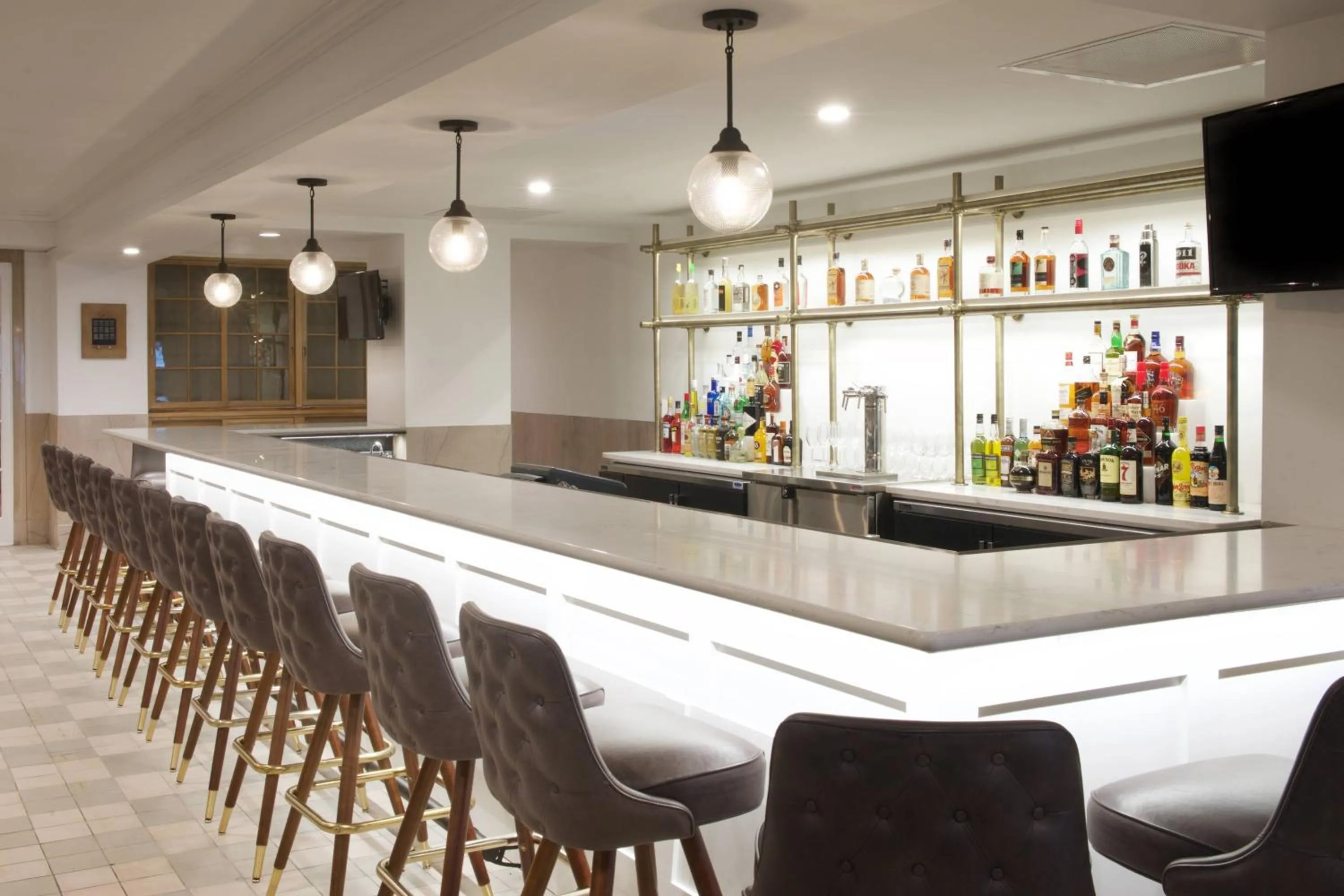 Lounge or bar in Marriott Syracuse Downtown