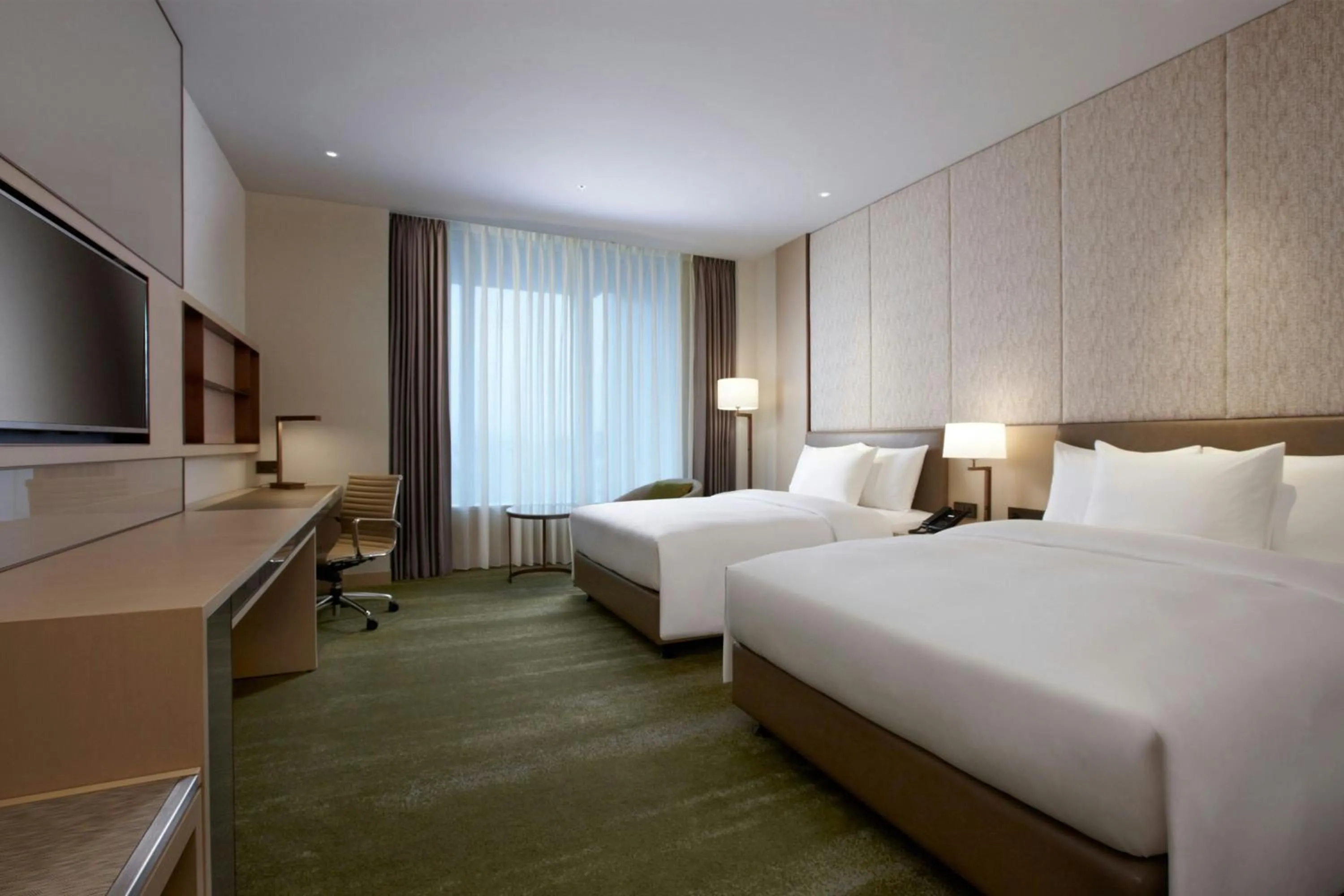Photo of the whole room, Bed in Courtyard by Marriott Taipei