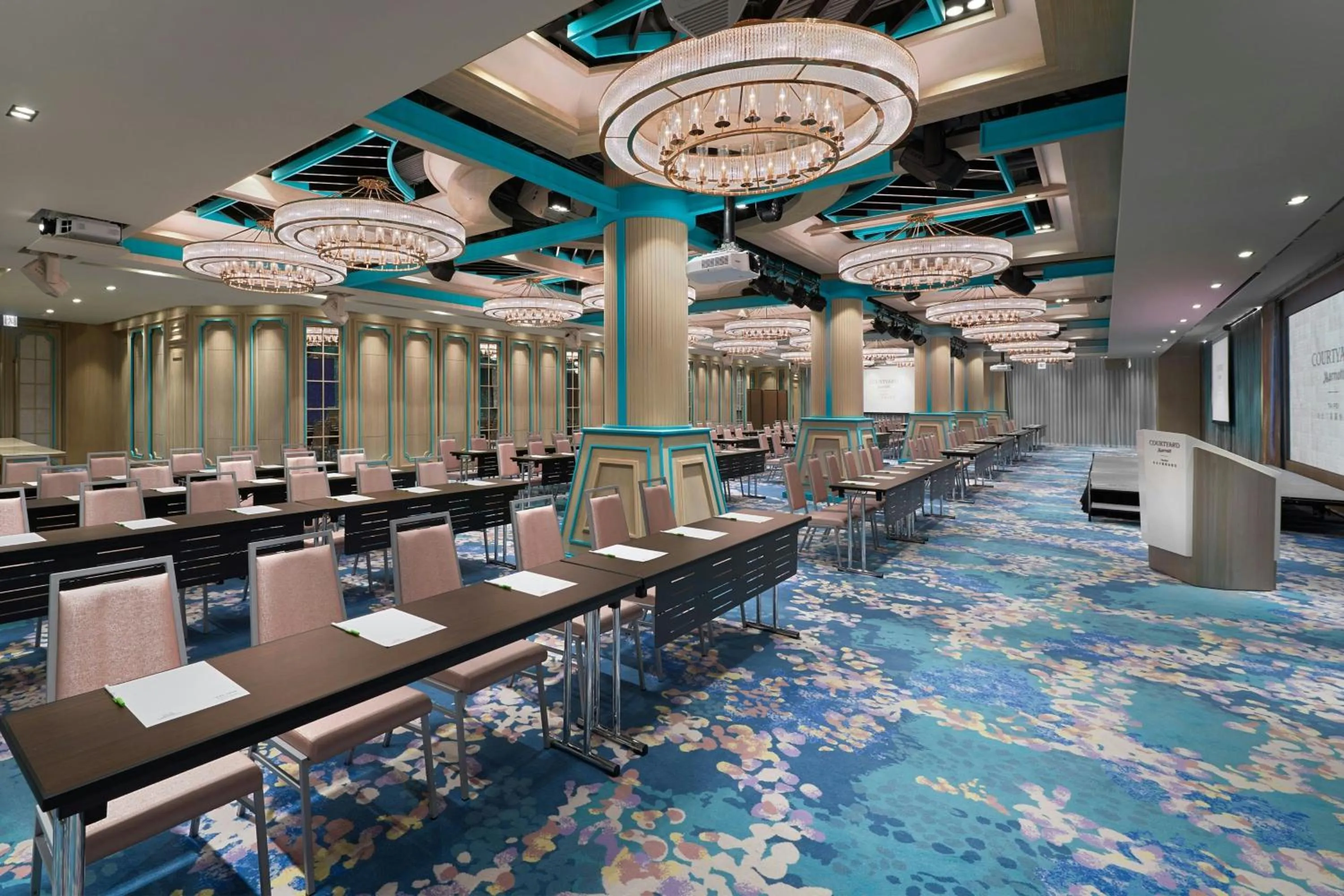 Meeting/conference room in Courtyard by Marriott Taipei