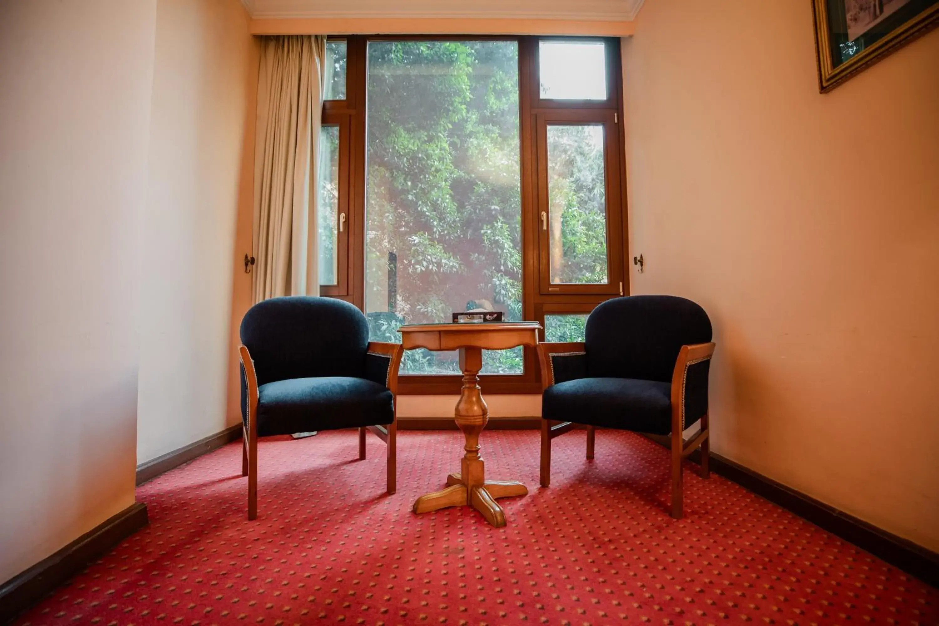 Seating Area in Om Kolthoom Hotel