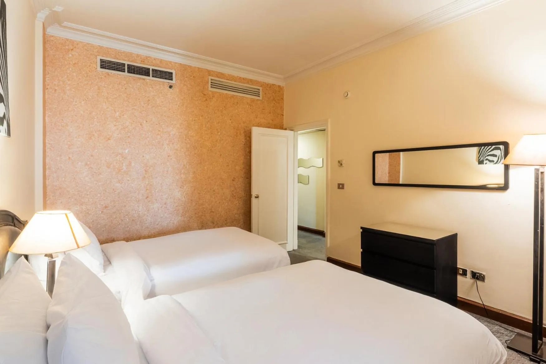 Bed in Om Kolthoom Hotel