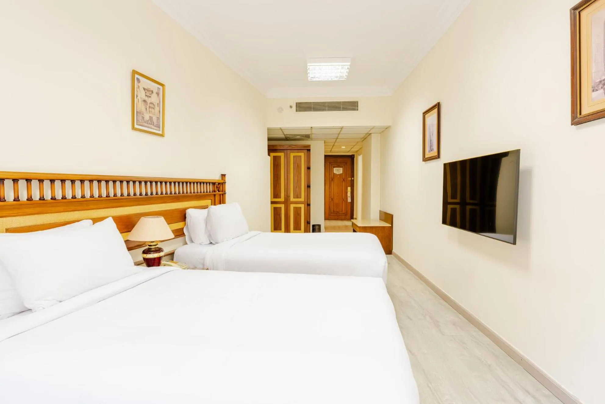 Bed in Om Kolthoom Hotel