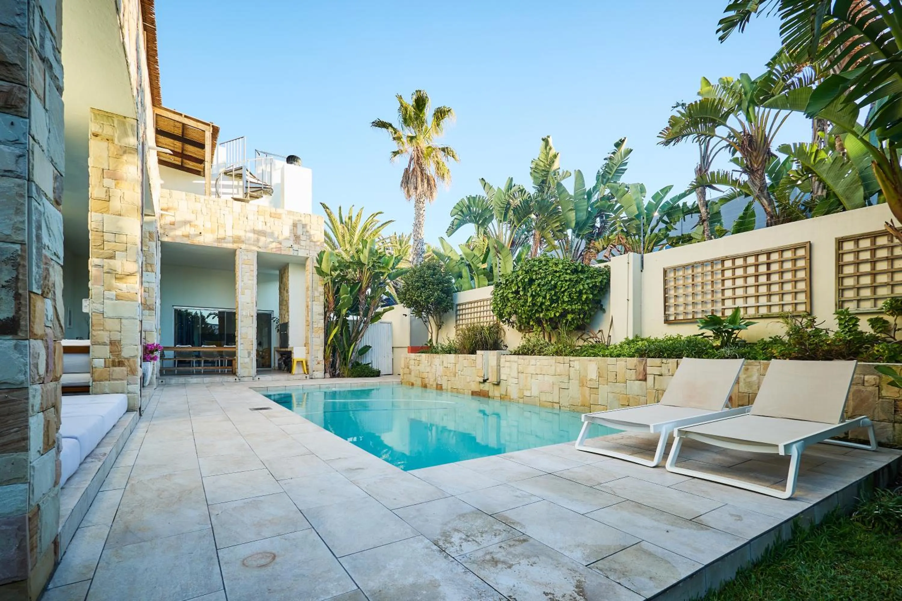 Property building in Atlantic Palms