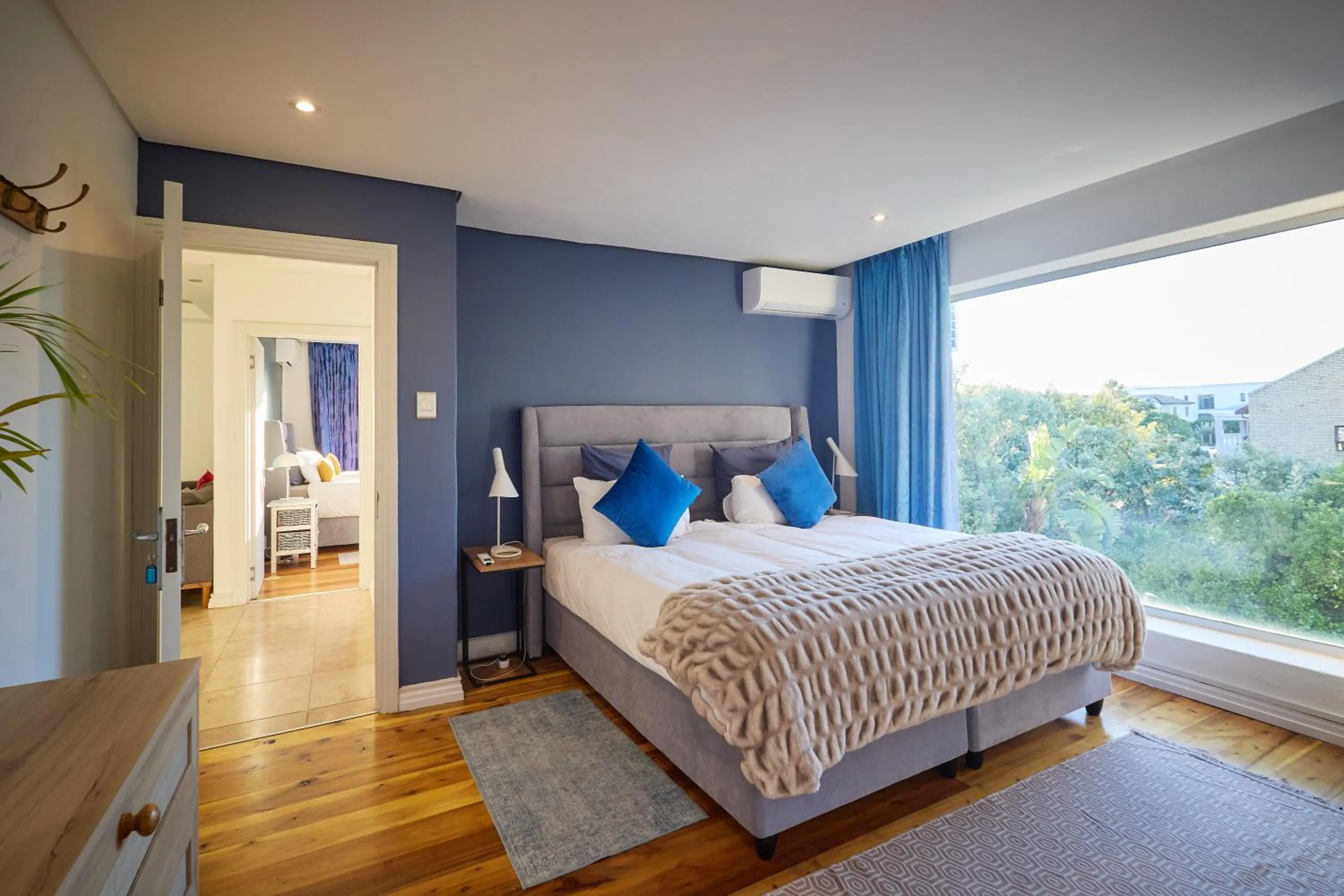 Bedroom, Bed in Atlantic Palms