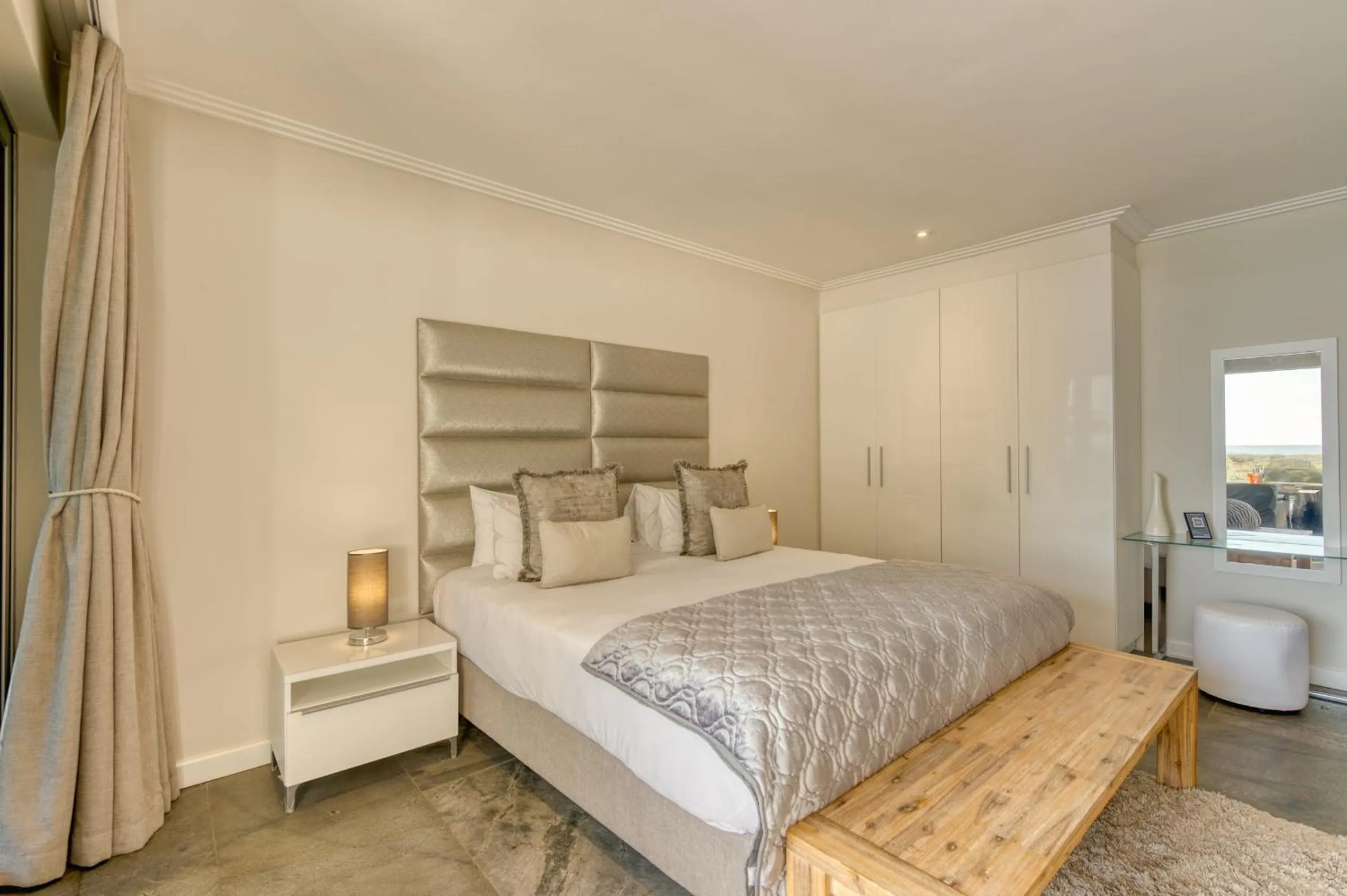 Bedroom, Bed in Atlantic Palms