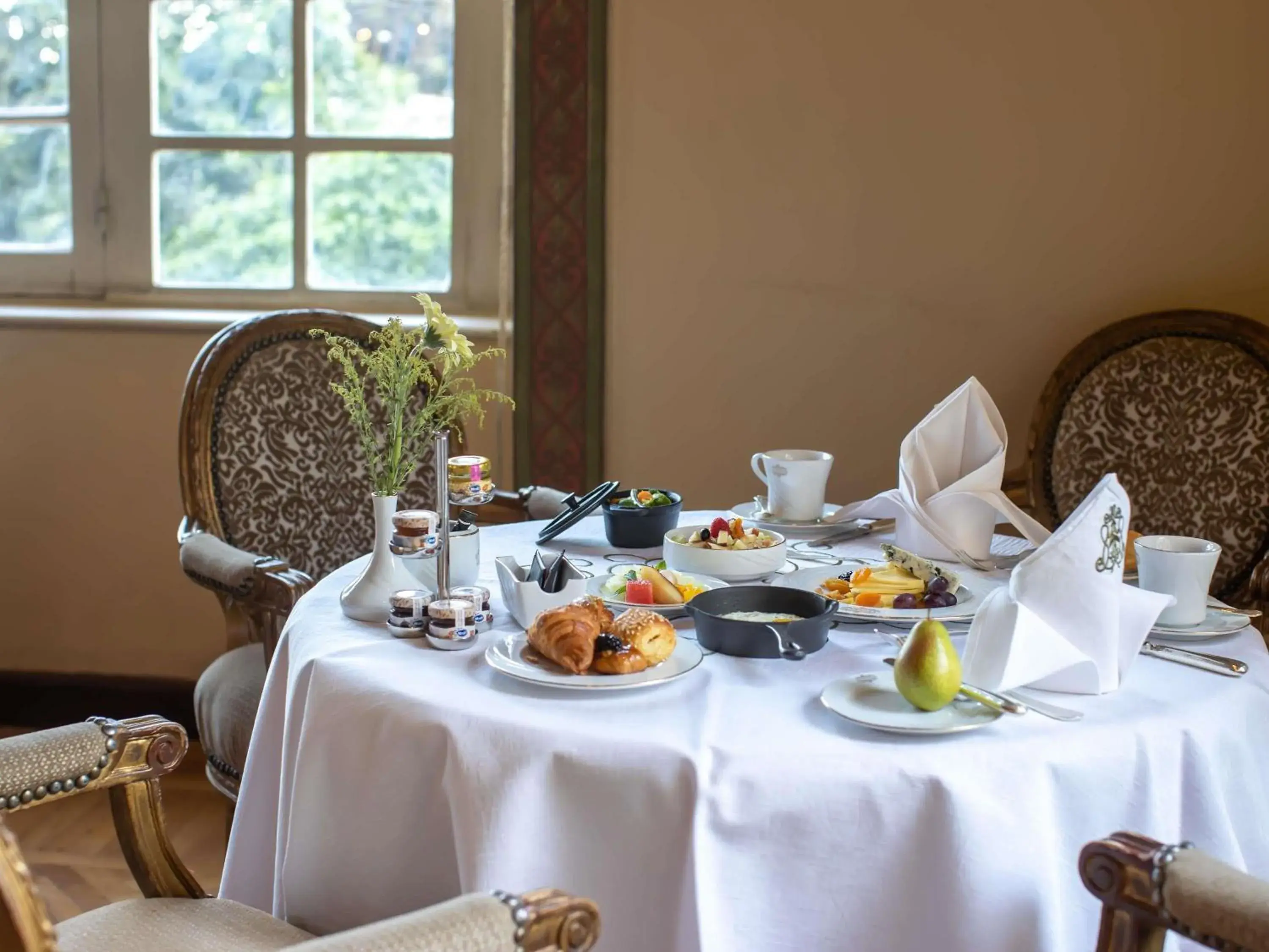 Restaurant/places to eat in Sofitel Winter Palace Luxor Restaurant/places to eat in Sofitel Winter Palace Luxor