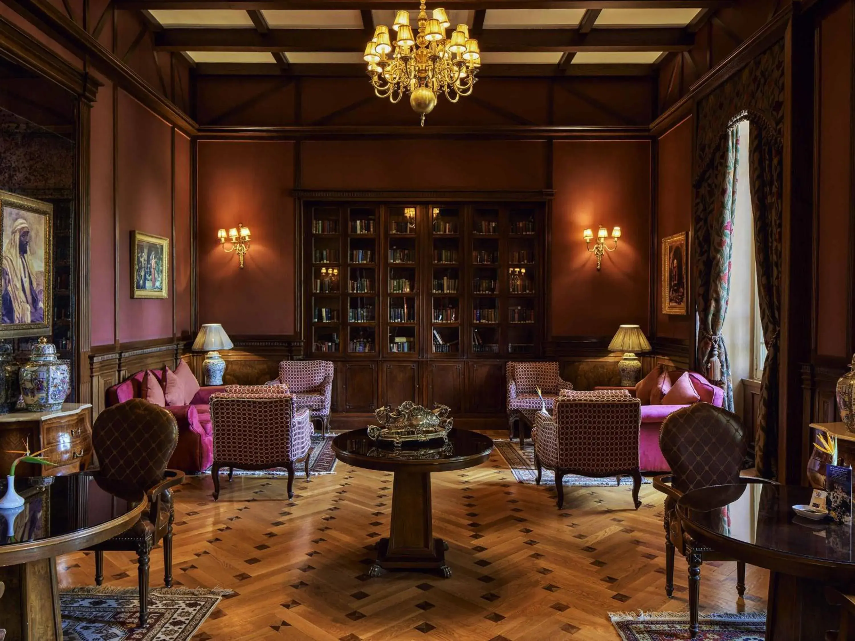 Lounge or bar in Sofitel Winter Palace Luxor Lounge or bar in Sofitel Winter Palace Luxor