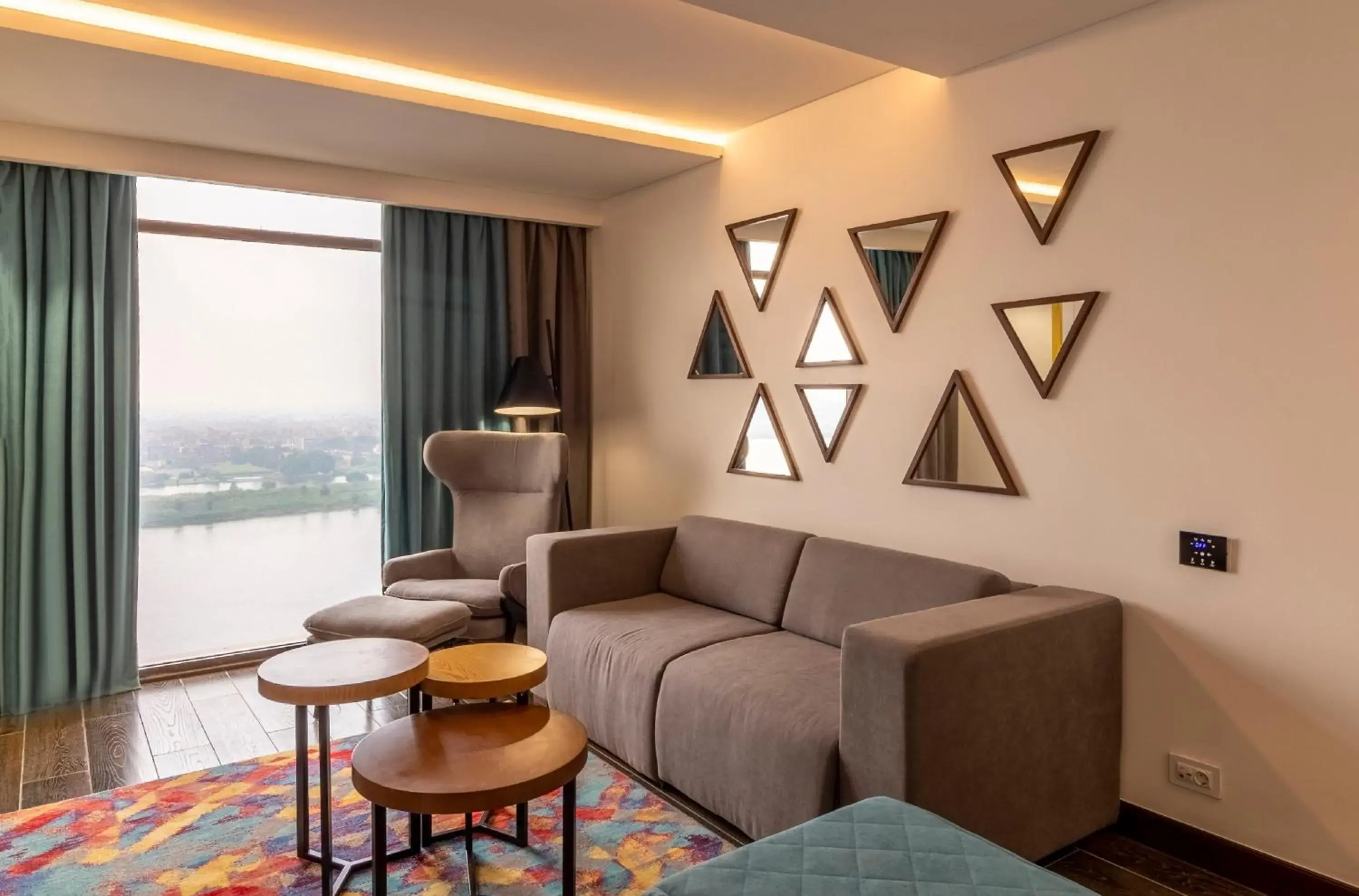 Photo of the whole room, Seating Area in Holiday Inn Cairo Maadi, an IHG Hotel