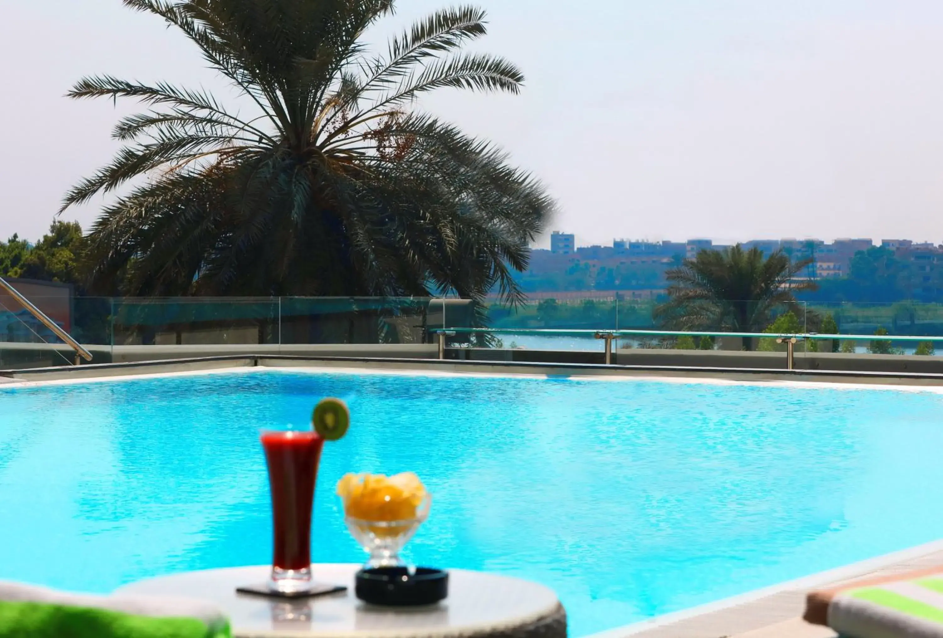 Restaurant/places to eat, Swimming Pool in Holiday Inn Cairo Maadi, an IHG Hotel