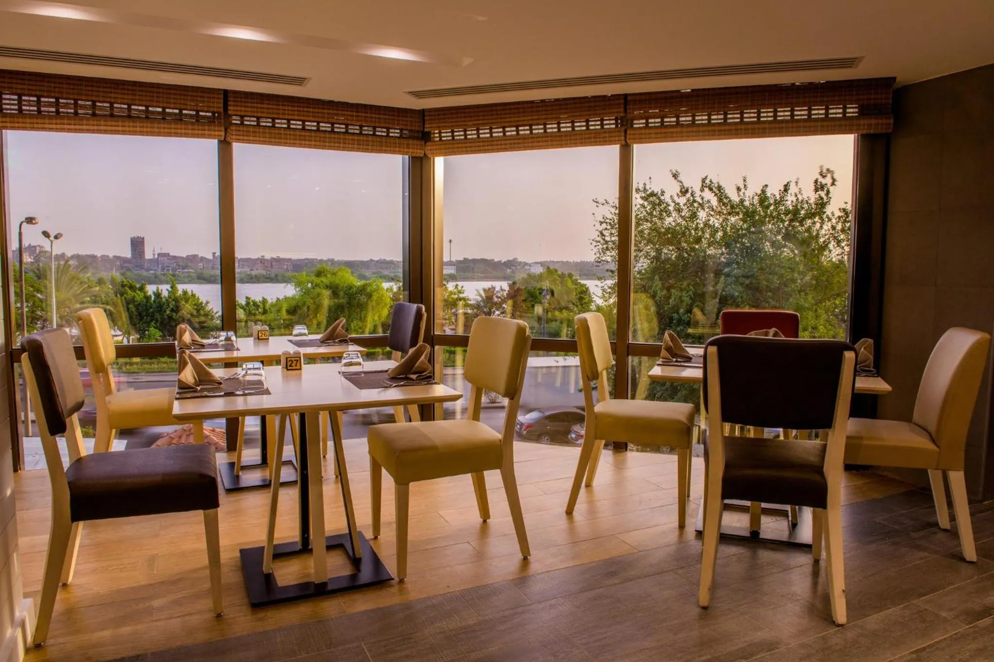 Restaurant/places to eat in Holiday Inn Cairo Maadi by IHG