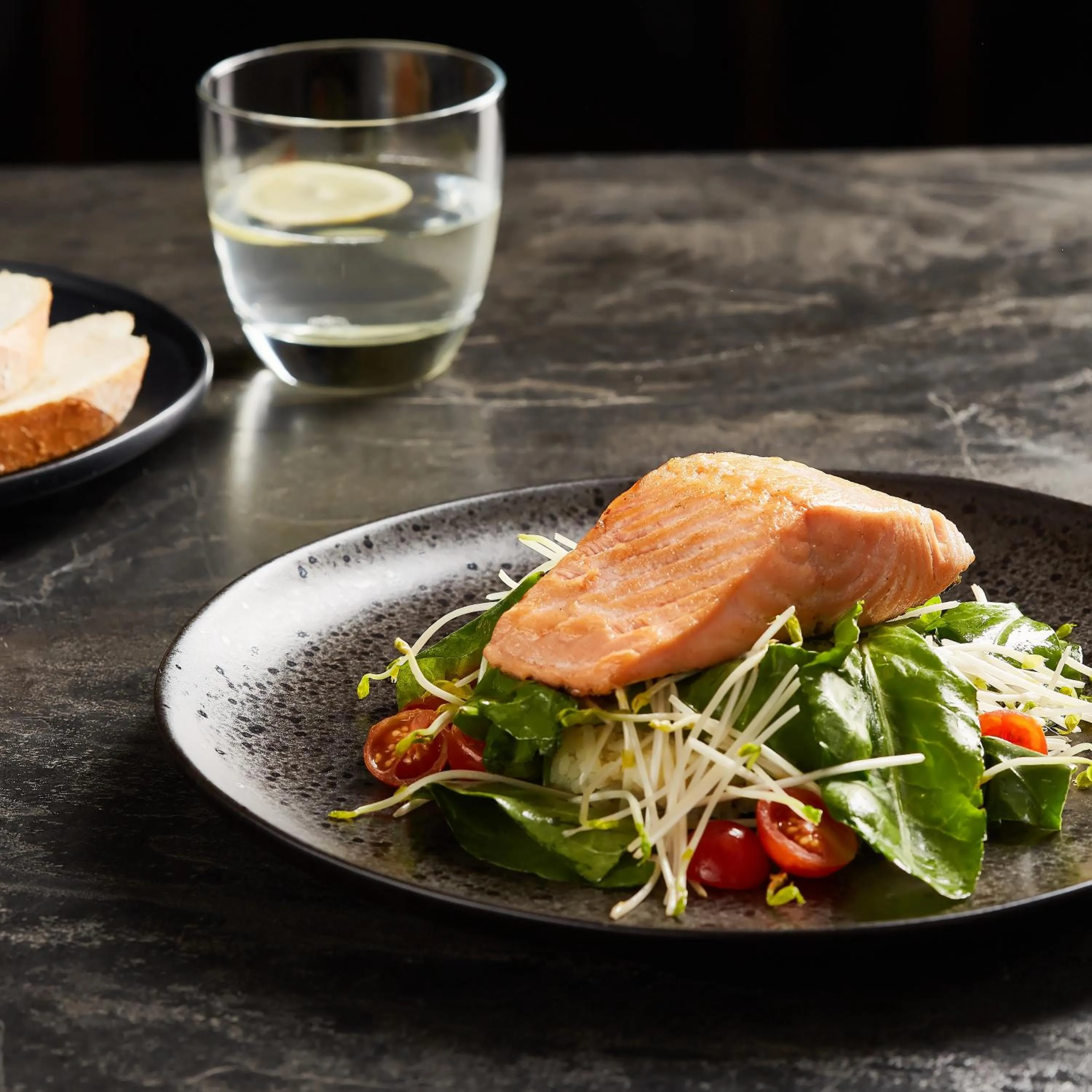 Food and drinks in Holiday Inn Cairo Maadi by IHG