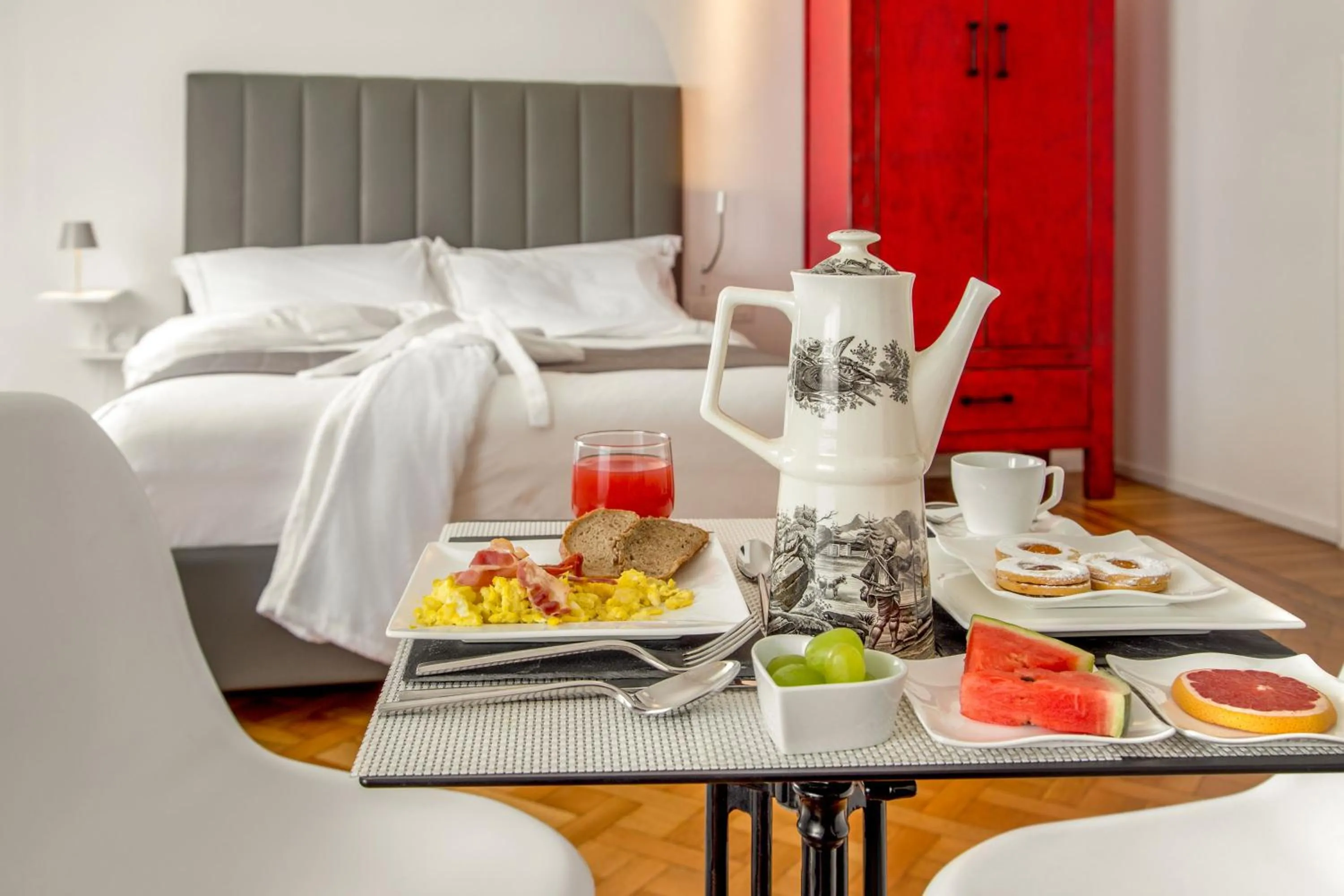 Food and drinks, Bed in Belli36rooms near Spanish step and Vatican City
