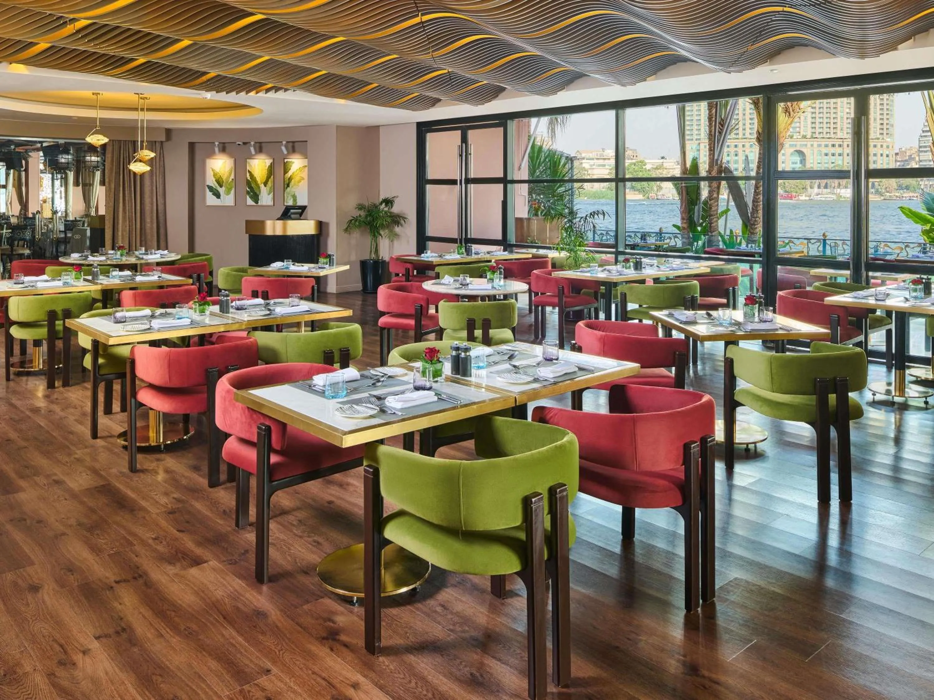 Restaurant/places to eat in Sofitel Cairo Nile El Gezirah