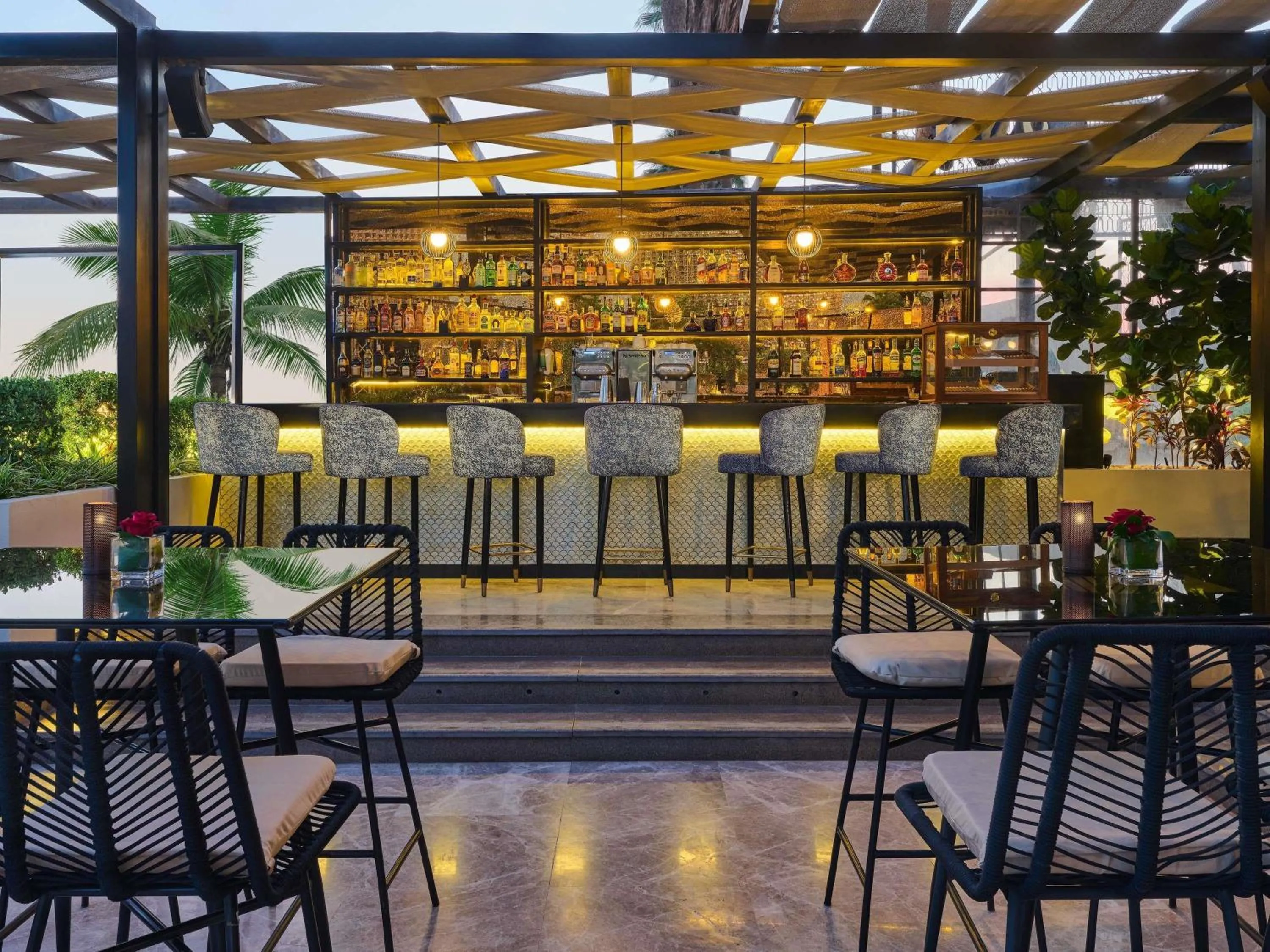 Lounge or bar in Sofitel Cairo Nile El Gezirah