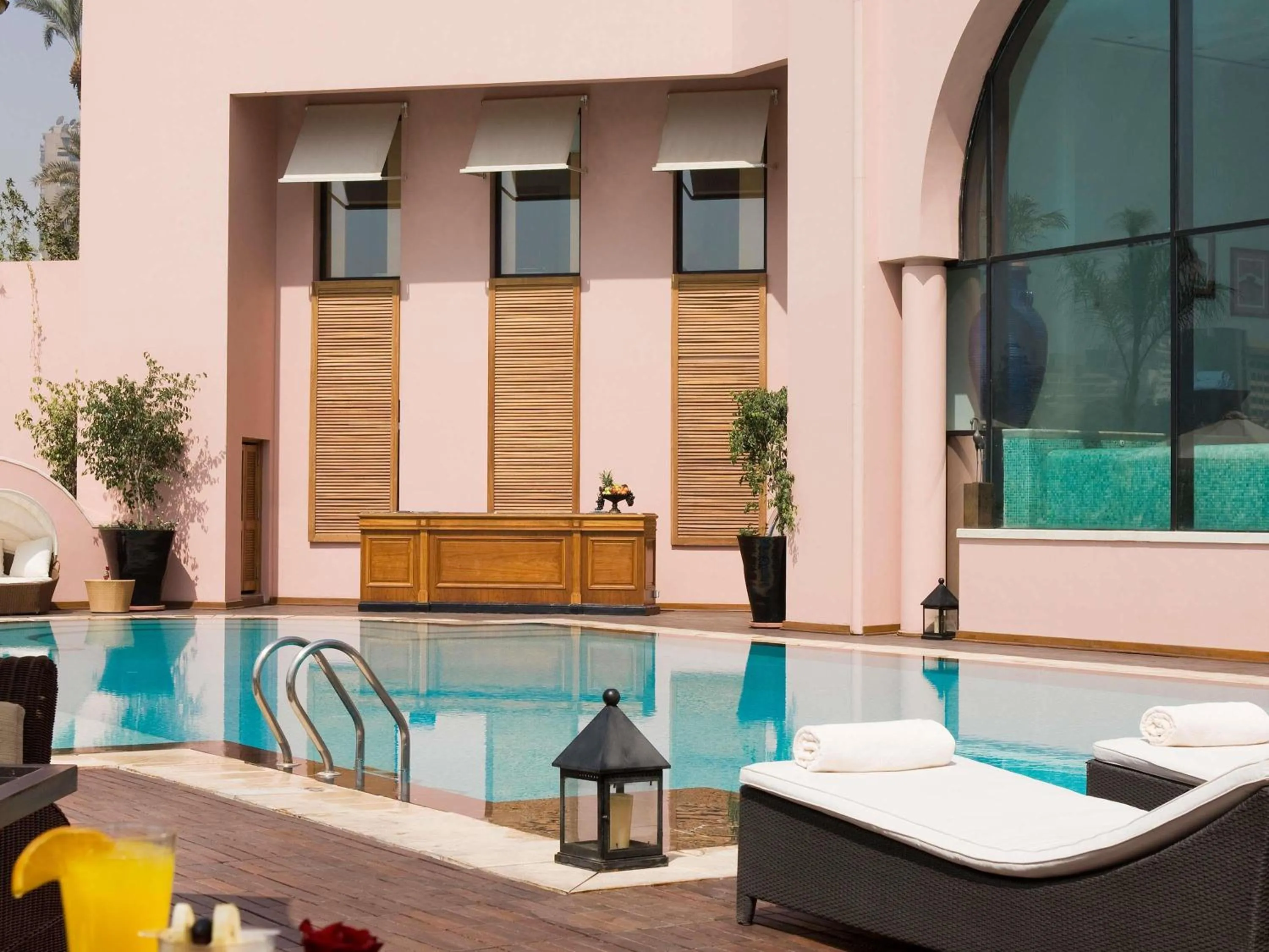 Lounge or bar in Sofitel Cairo Nile El Gezirah