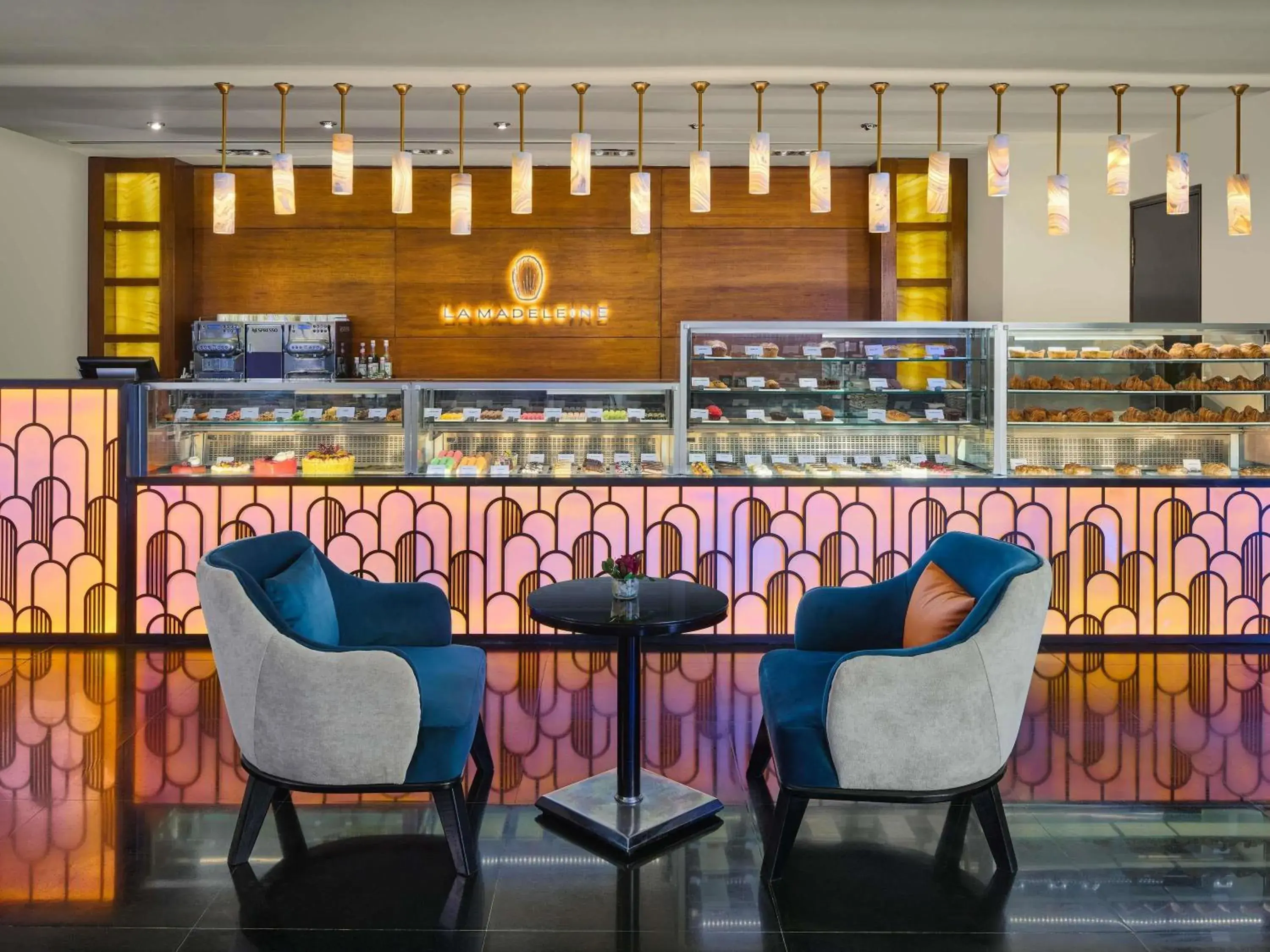 Restaurant/places to eat in Sofitel Cairo Nile El Gezirah Restaurant/places to eat in Sofitel Cairo Nile El Gezirah