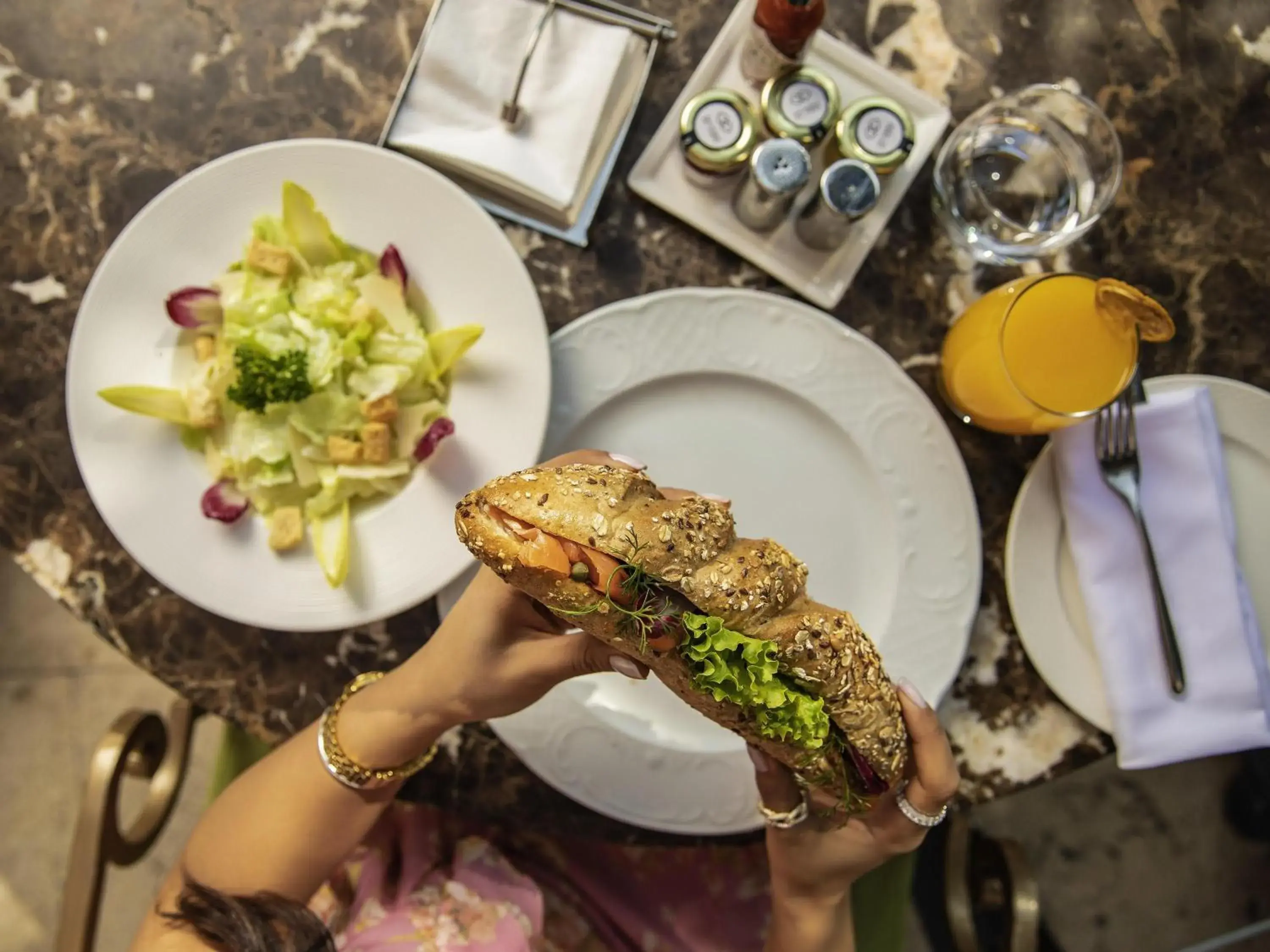 Lounge or bar in Sofitel Cairo Nile El Gezirah Lounge or bar in Sofitel Cairo Nile El Gezirah