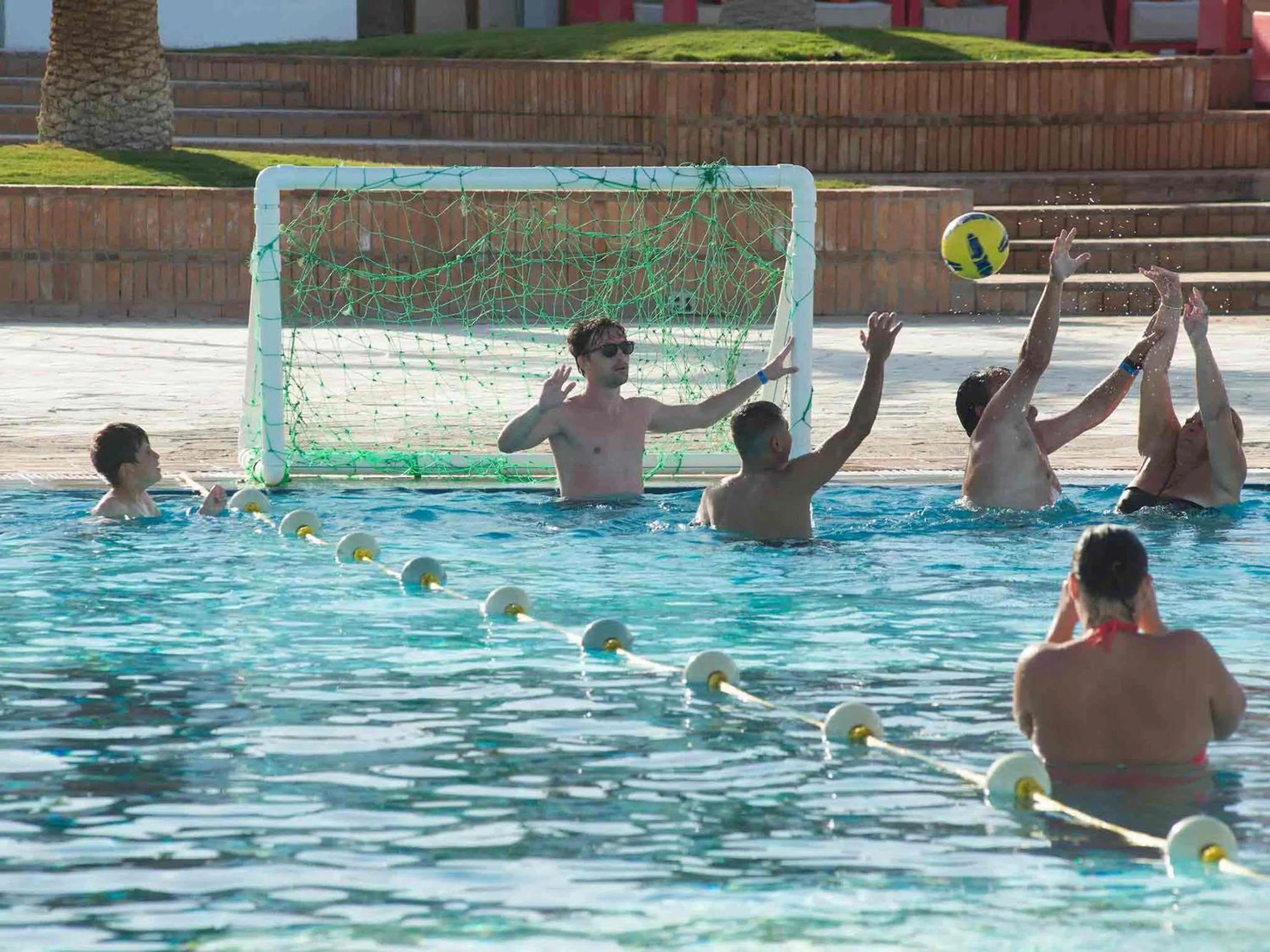 Lounge or bar in Mercure Hurghada Hotel