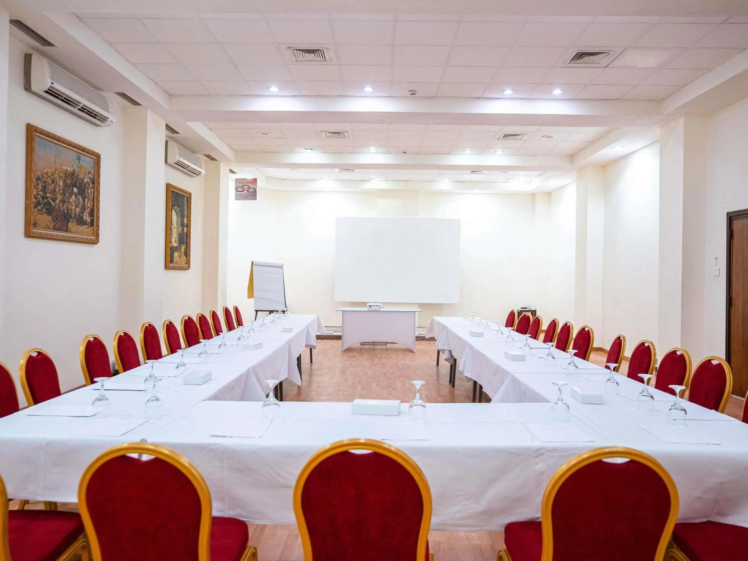 Meeting/conference room in Mercure Hurghada Hotel