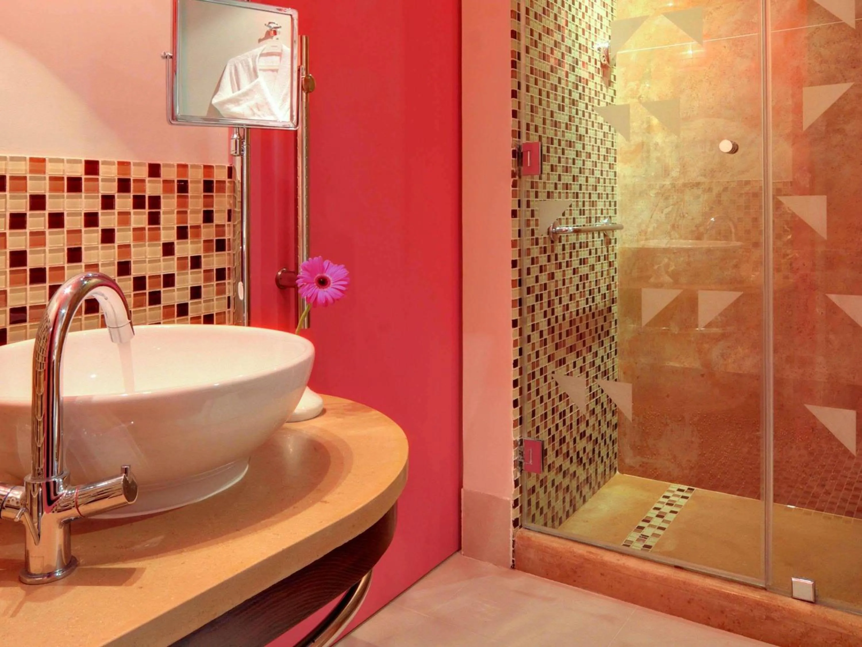 Bedroom in Mercure Hurghada Hotel