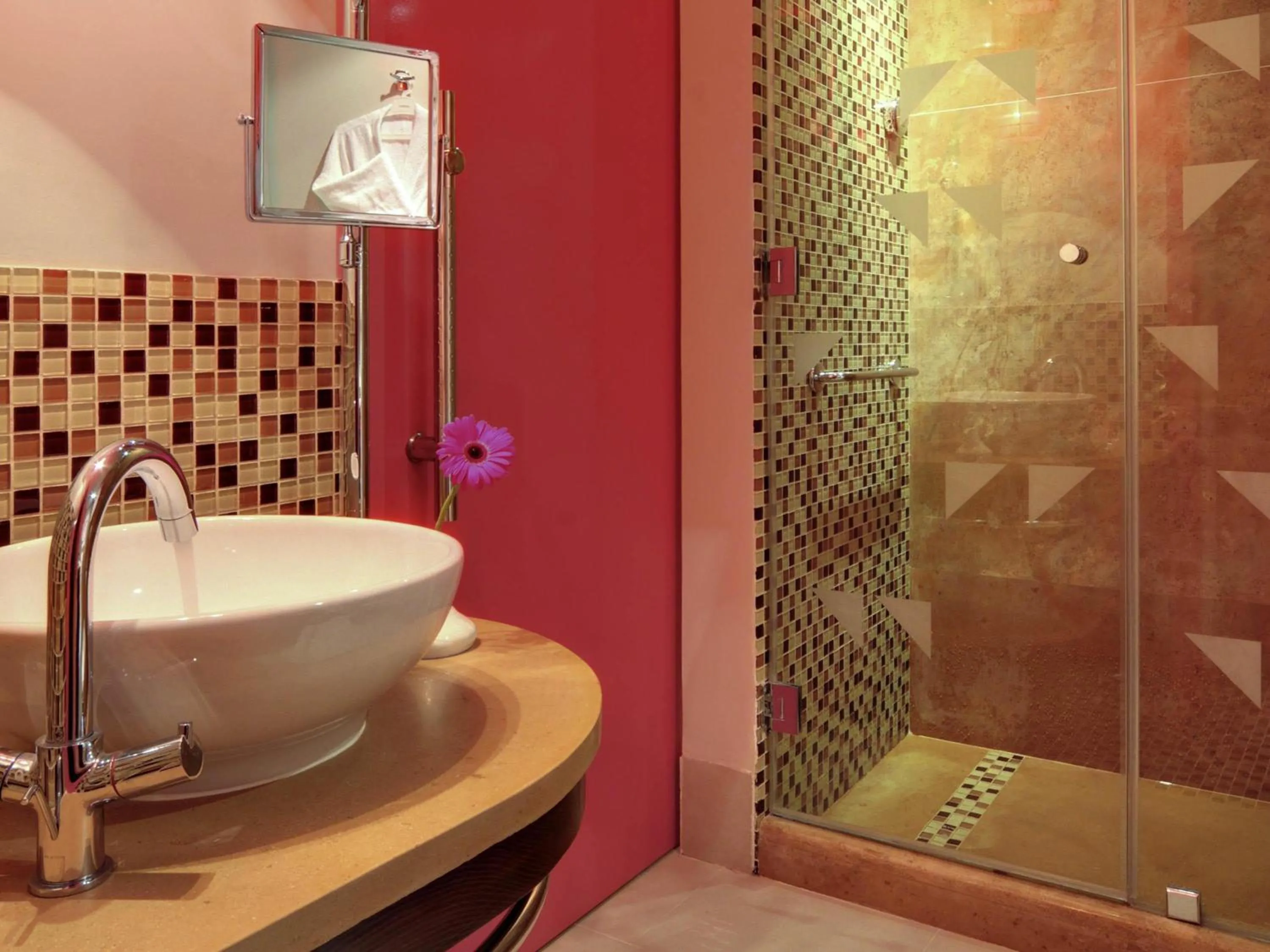 Bedroom in Mercure Hurghada Hotel