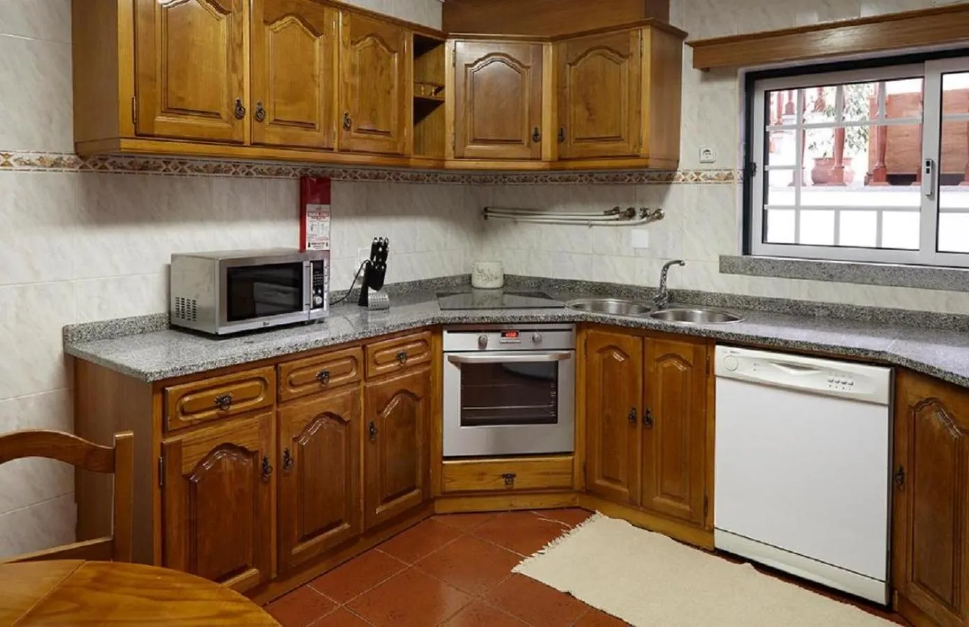 Kitchen or kitchenette in Abrigo da Montanha - Alojamento Familiar