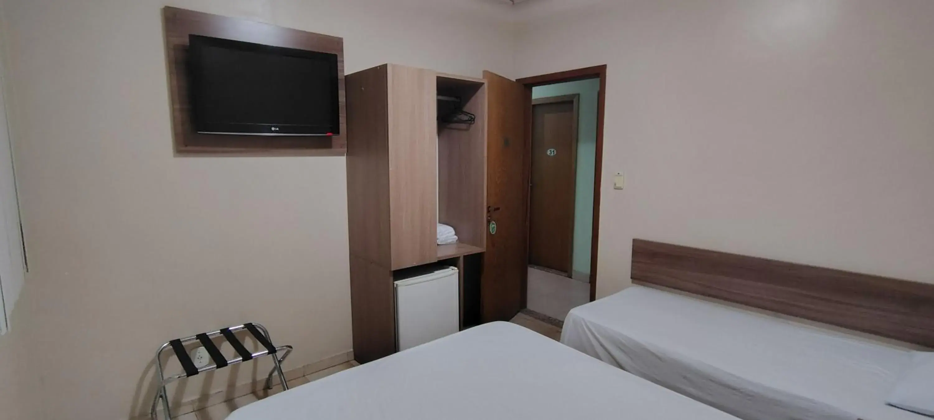 Double Room with Extra Bed - single occupancy in Hotel do Porto Double Room with Extra Bed - single occupancy in Hotel do Porto