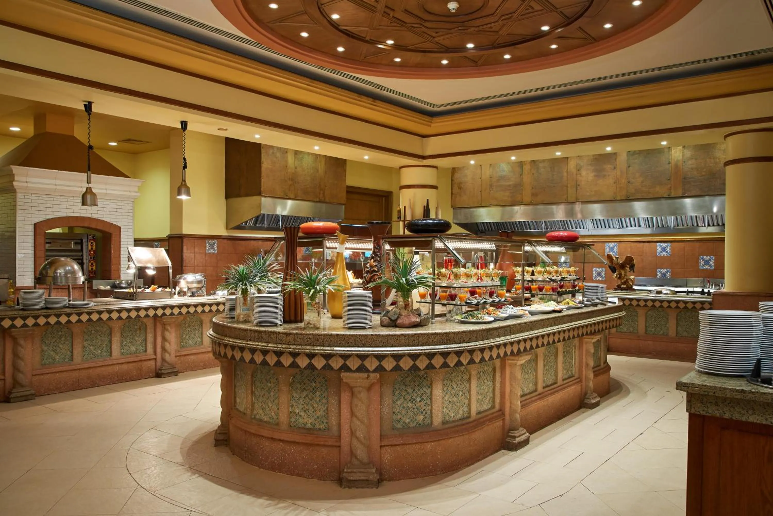 Restaurant/places to eat in Mosaique Beach Resort Taba Heights