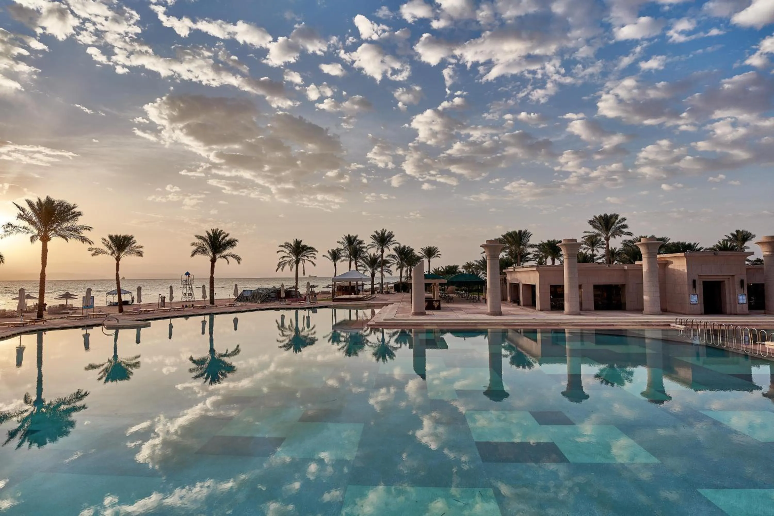 Swimming pool in Mosaique Beach Resort Taba Heights
