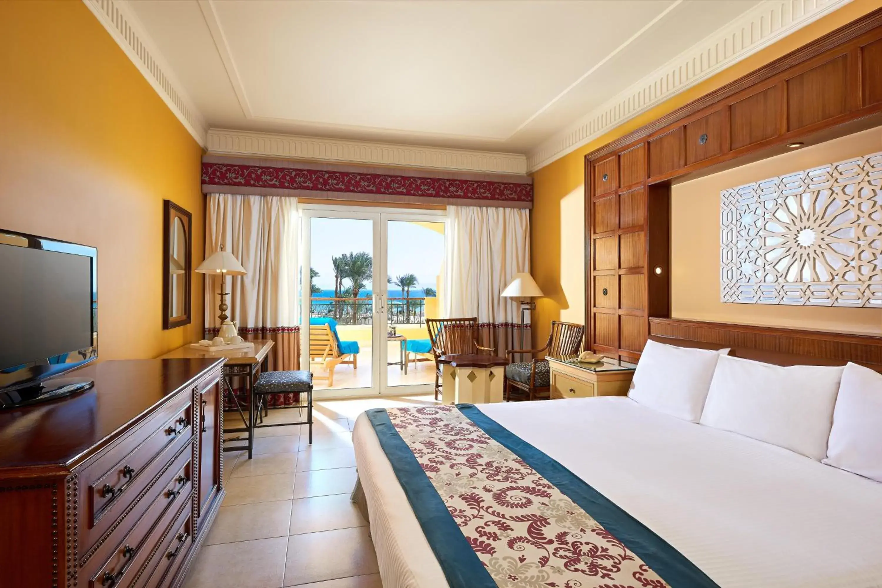 Sea View Room, King Bed in Mosaique Beach Resort Taba Heights Sea View Room, King Bed in Mosaique Beach Resort Taba Heights