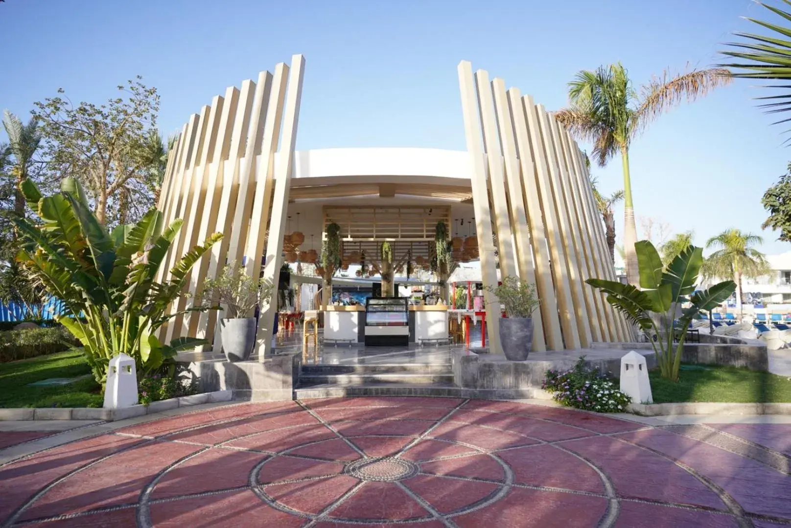 Lounge or bar, Property Building in Hotel Novotel Sharm El-Sheikh