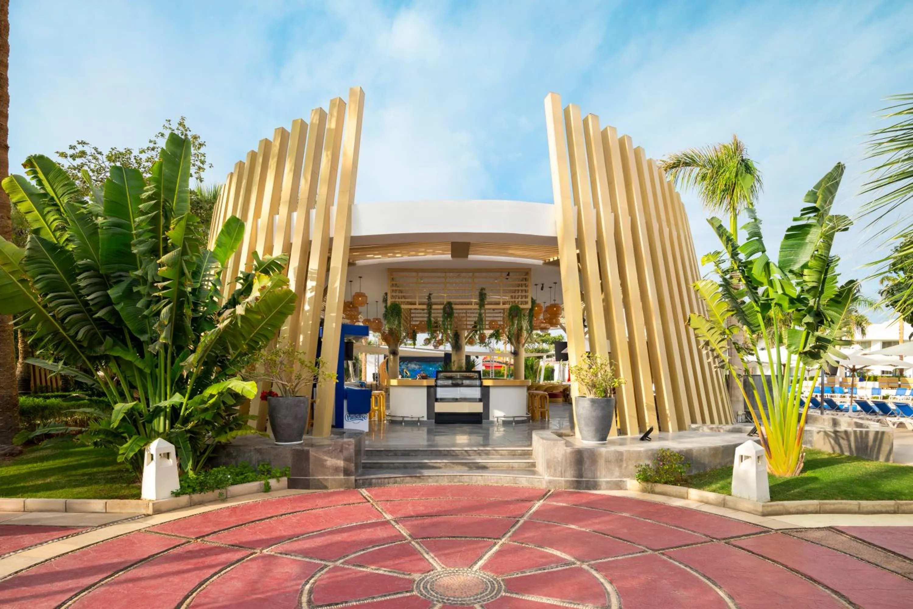 Lounge or bar in Hotel Novotel Sharm El-Sheikh