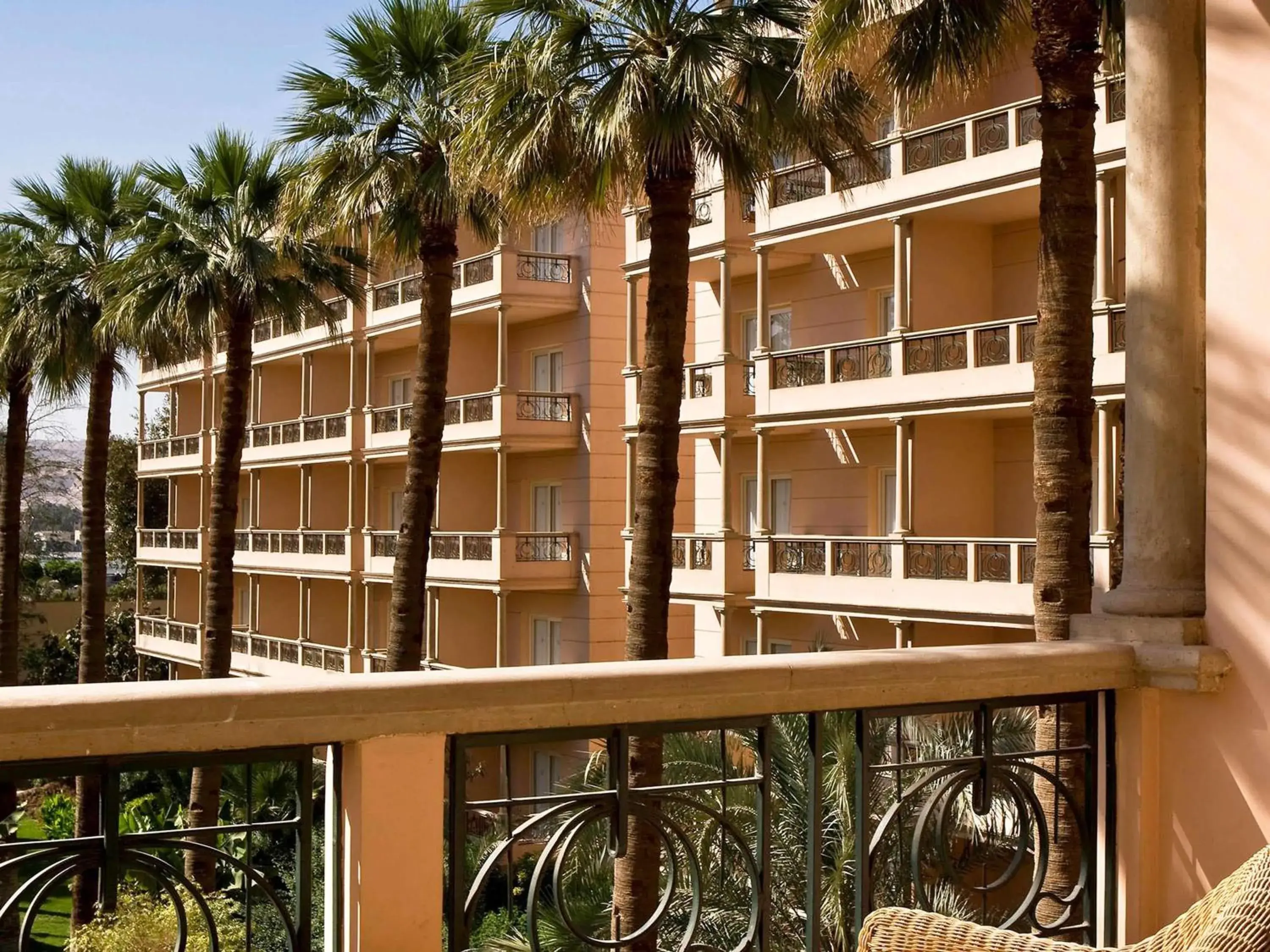 Property building in Pavillon Winter Luxor Property building in Pavillon Winter Luxor