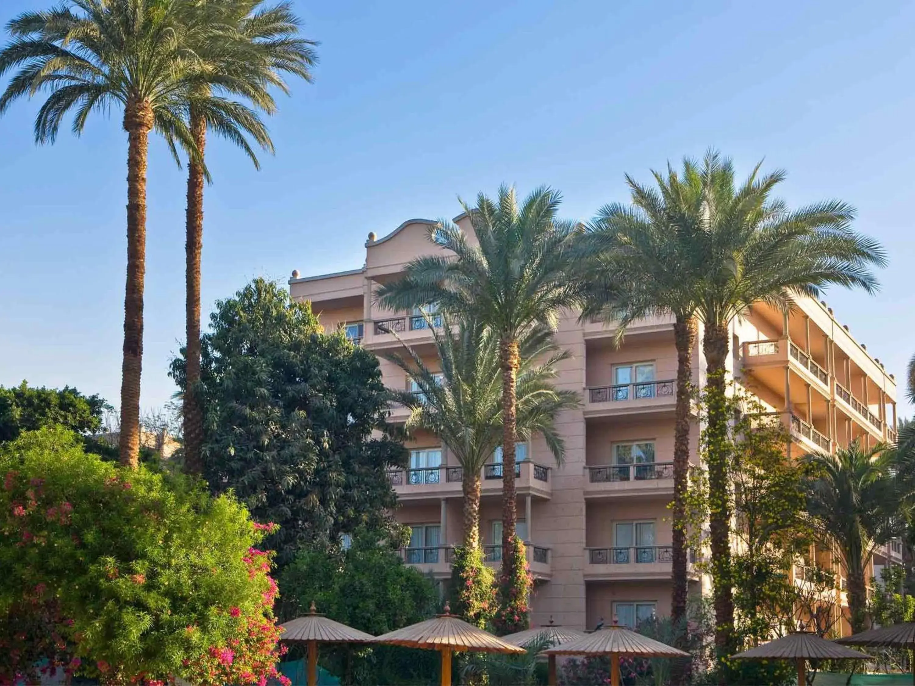 Property building in Pavillon Winter Luxor Property building in Pavillon Winter Luxor